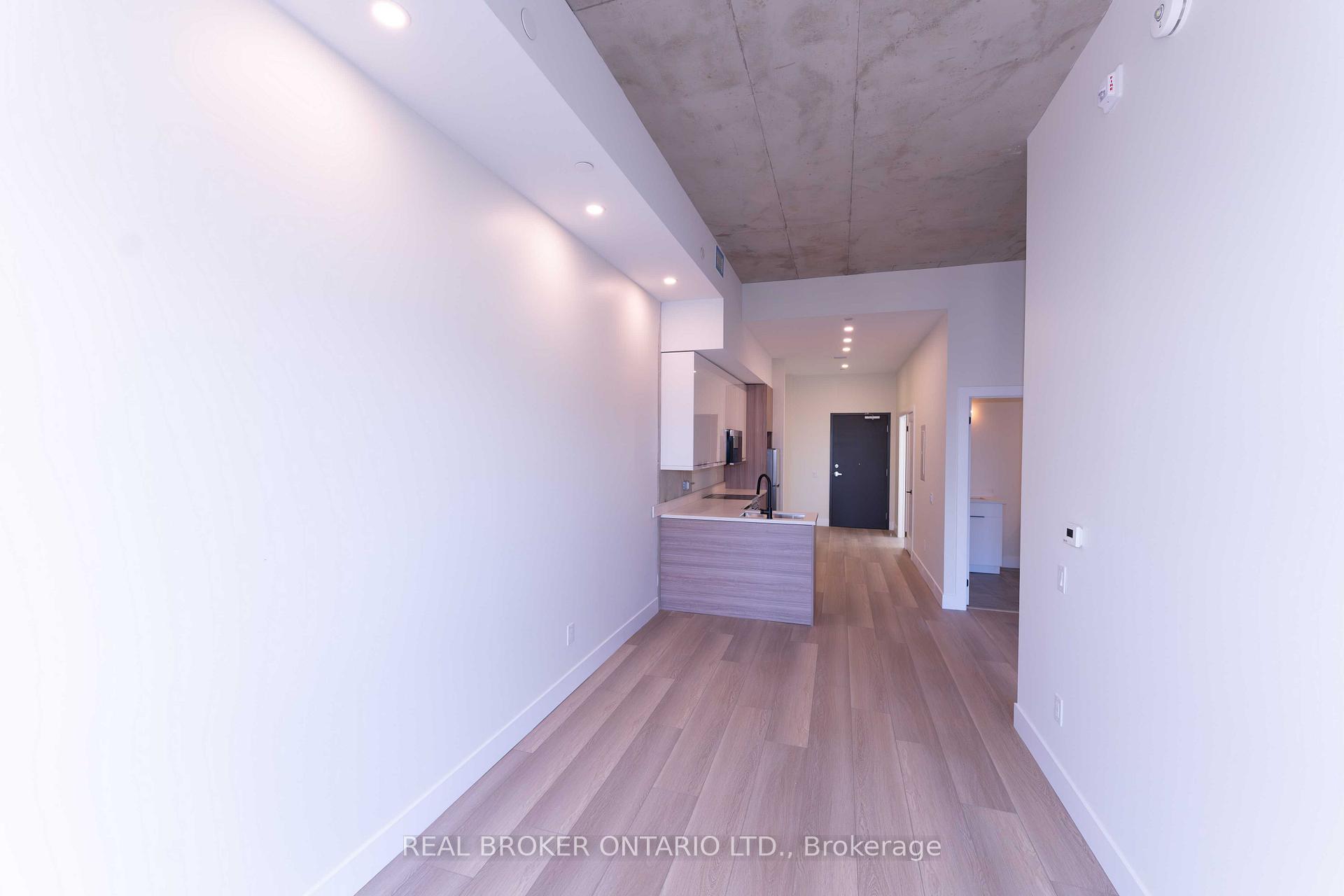 Photo 4 of Unit 301, 169 James Street S, Hamilton, Corktown — HOMEH
