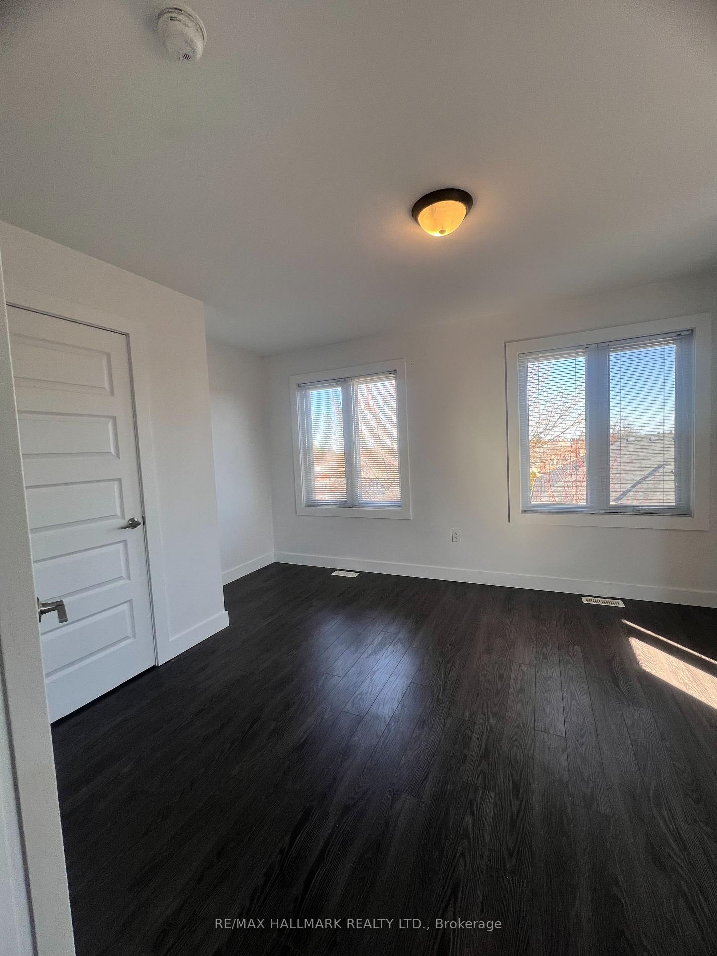 Photo 7 of Unit 18, 540 Essa Road, Barrie, Holly — HOMEH