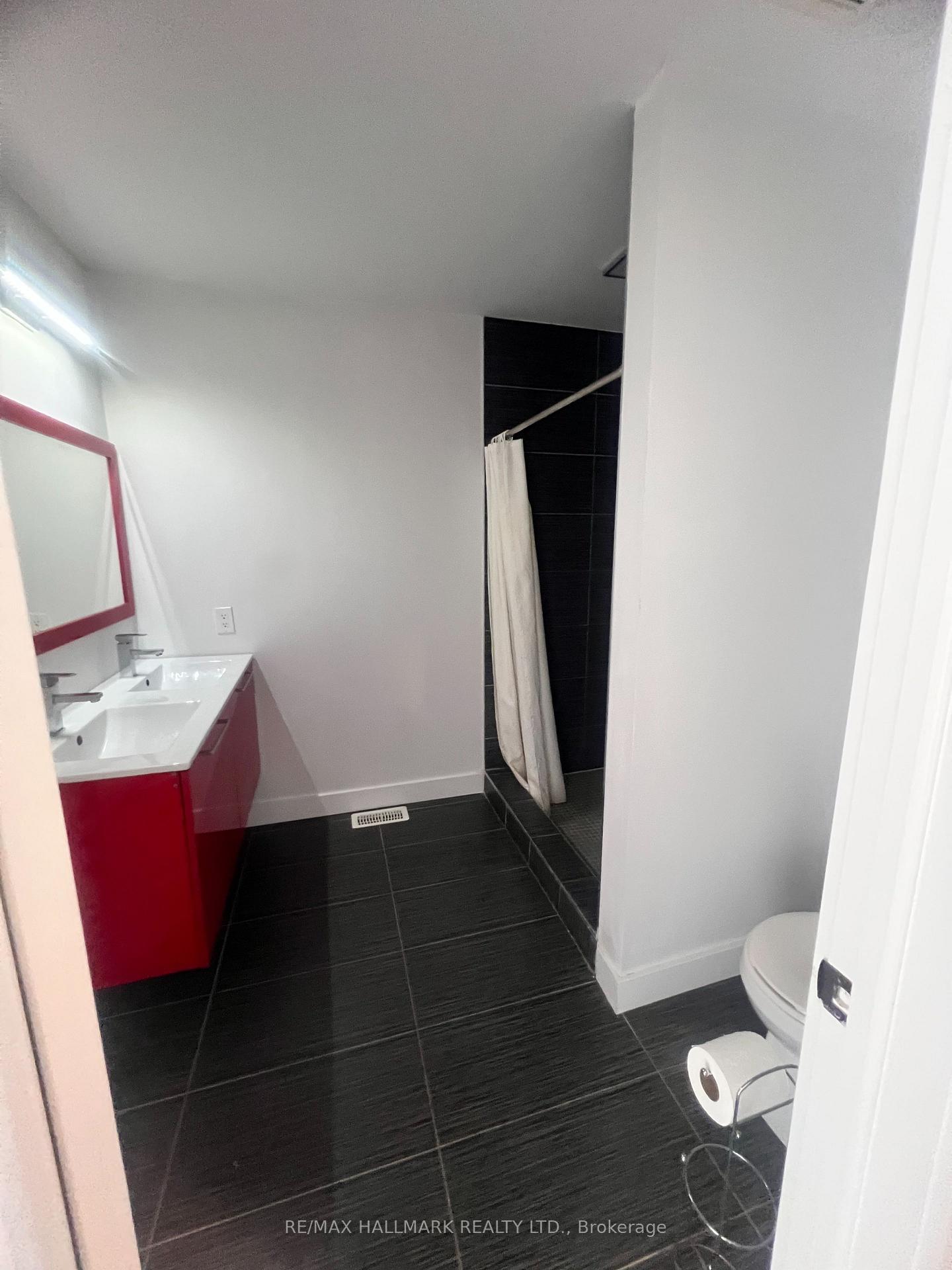 Photo 8 of Unit 18, 540 Essa Road, Barrie, Holly — HOMEH
