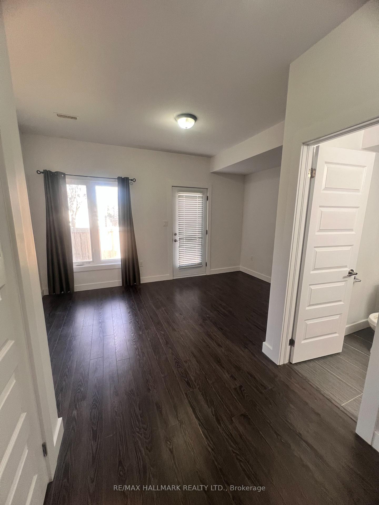 Photo 11 of Unit 18, 540 Essa Road, Barrie, Holly — HOMEH