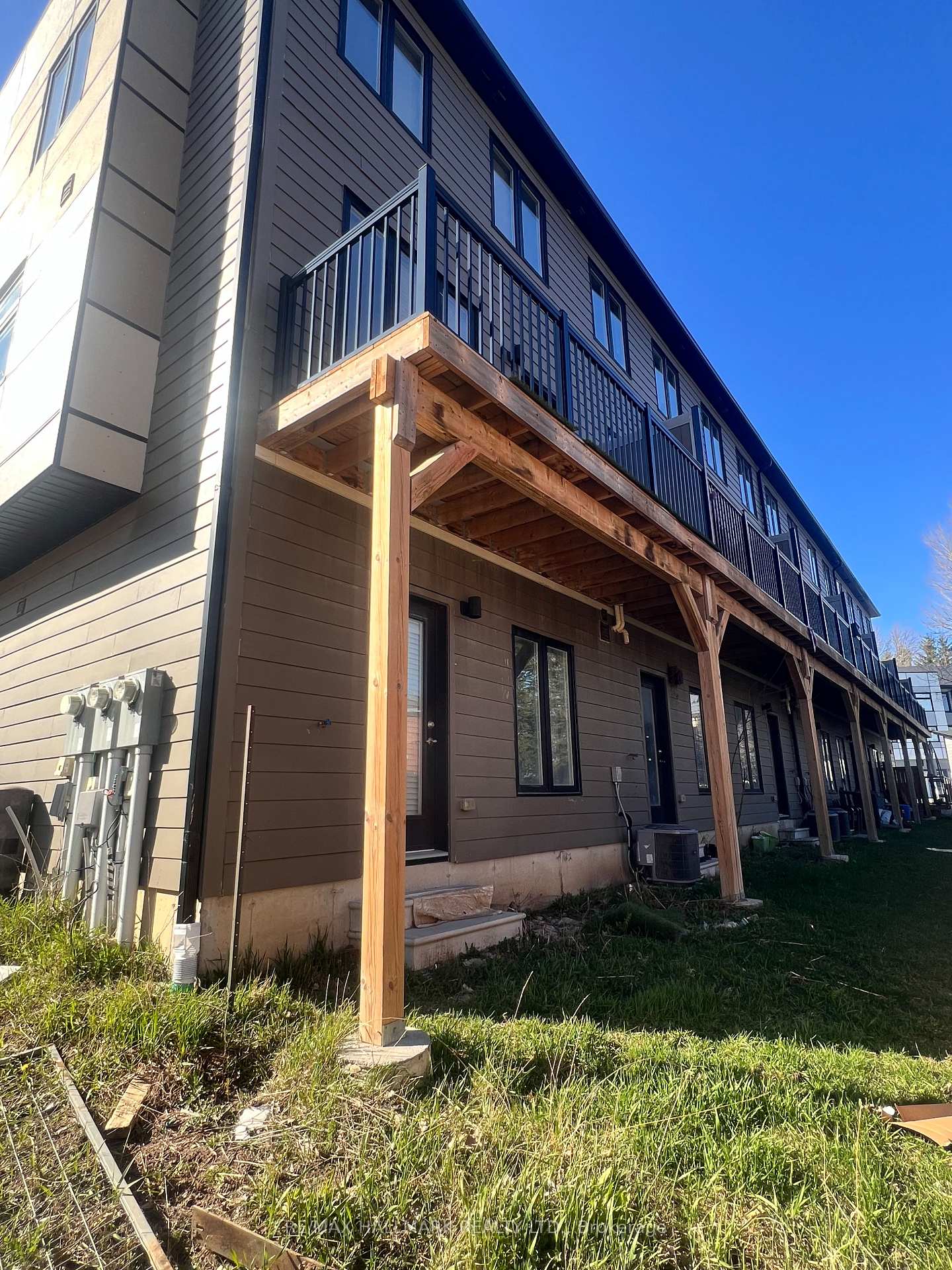 Photo 12 of Unit 18, 540 Essa Road, Barrie, Holly — HOMEH