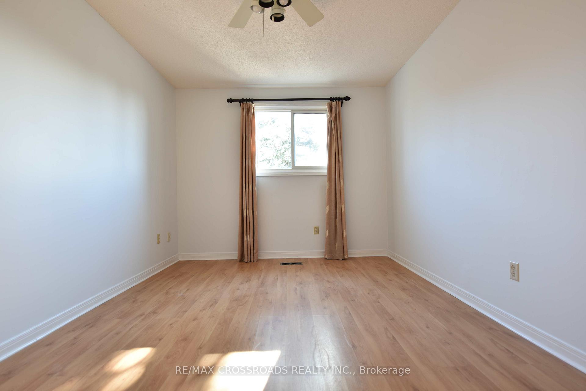 Photo 15 of 32 Buchanan Drive, Markham, Unionville — HOMEH