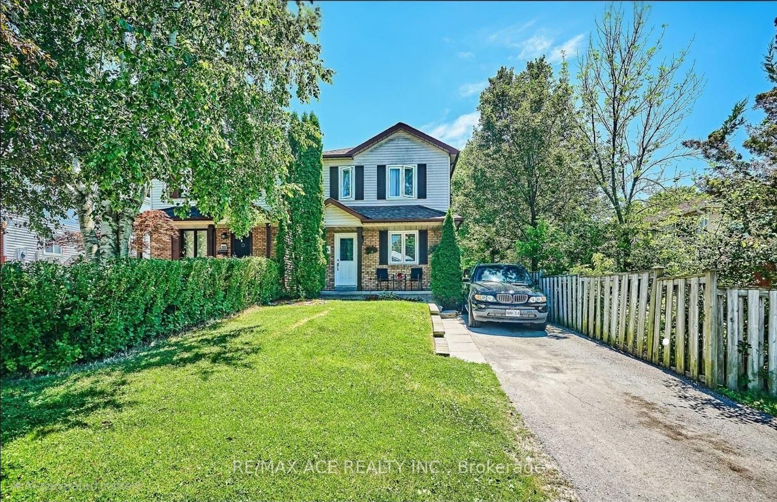 Front of Unit BSMT, 354 Trailridge Crescent