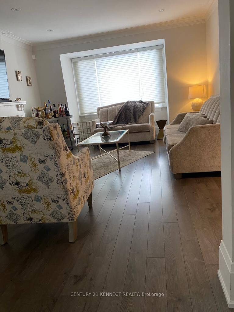 Photo 8 of 524 Castlefield Avenue, Toronto, Forest Hill North — HOMEH