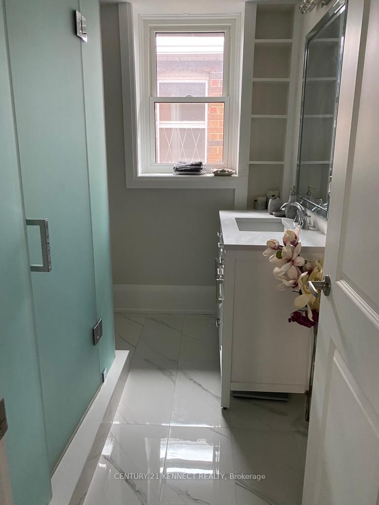 Photo 20 of 524 Castlefield Avenue, Toronto, Forest Hill North — HOMEH