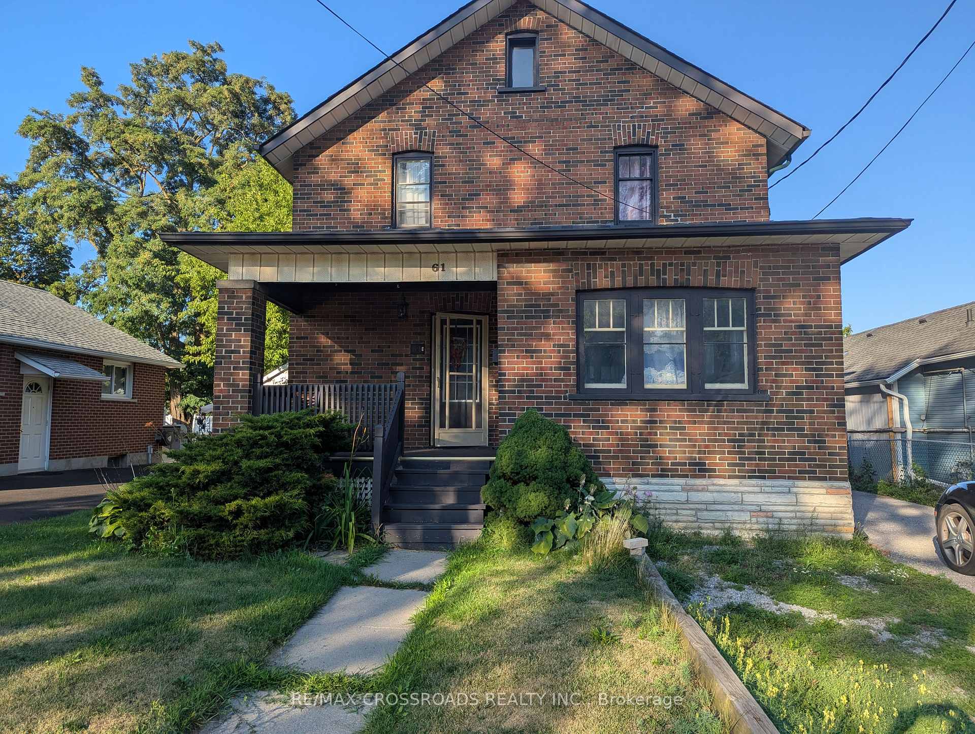 Front of 61 Gibbons Street