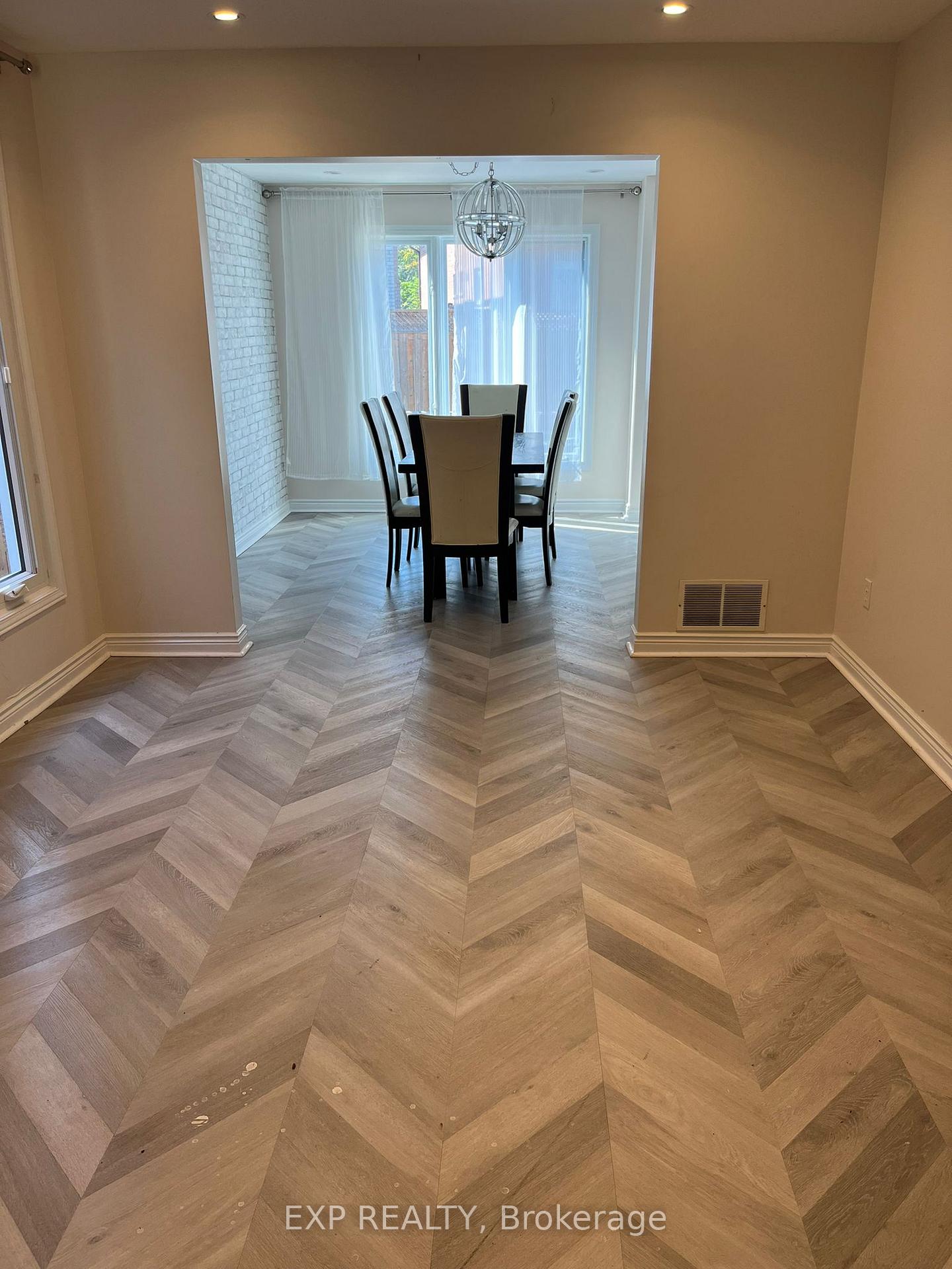 Photo 8 of 49 Hettersley Drive, Ajax, Central West — HOMEH