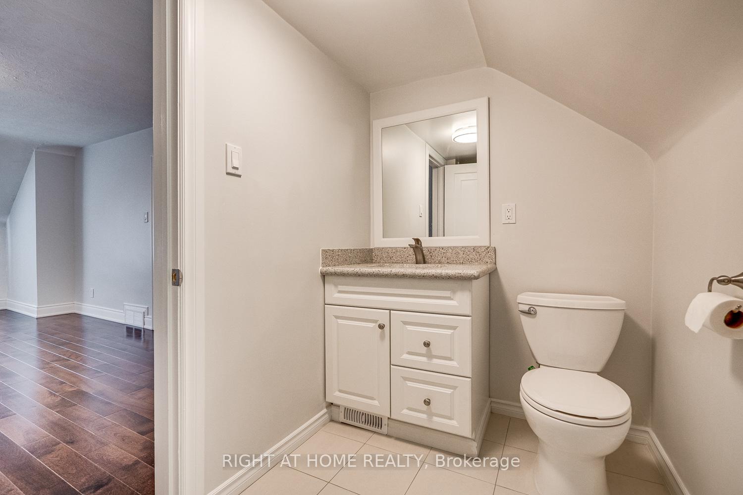 Photo 29 of 76 Caribou Road E, Toronto, Bedford Park-Nortown — HOMEH
