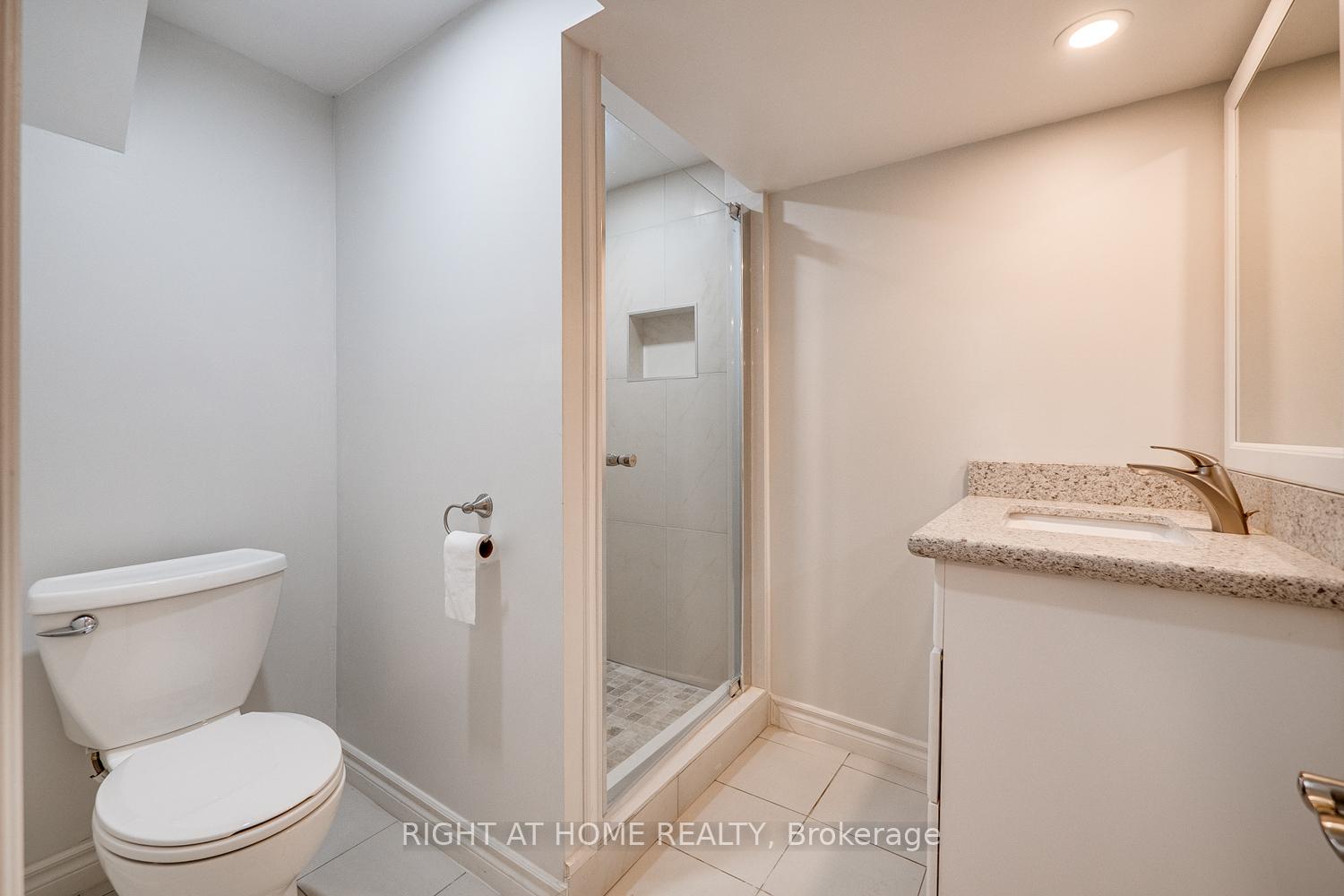 Photo 38 of 76 Caribou Road E, Toronto, Bedford Park-Nortown — HOMEH