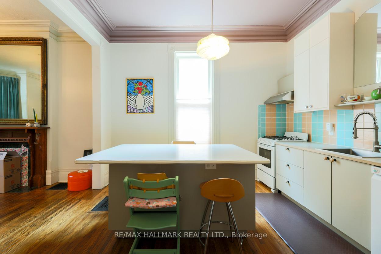 Photo 9 of Unit Main & Upper, 370 Sackville Street, Toronto, Cabbagetown-South St. James Town — HOMEH