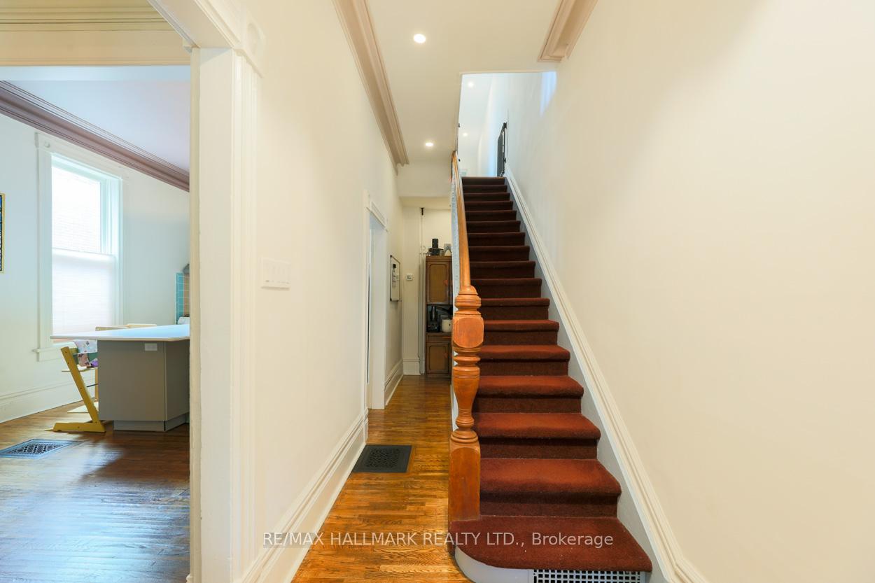 Photo 12 of Unit Main & Upper, 370 Sackville Street, Toronto, Cabbagetown-South St. James Town — HOMEH