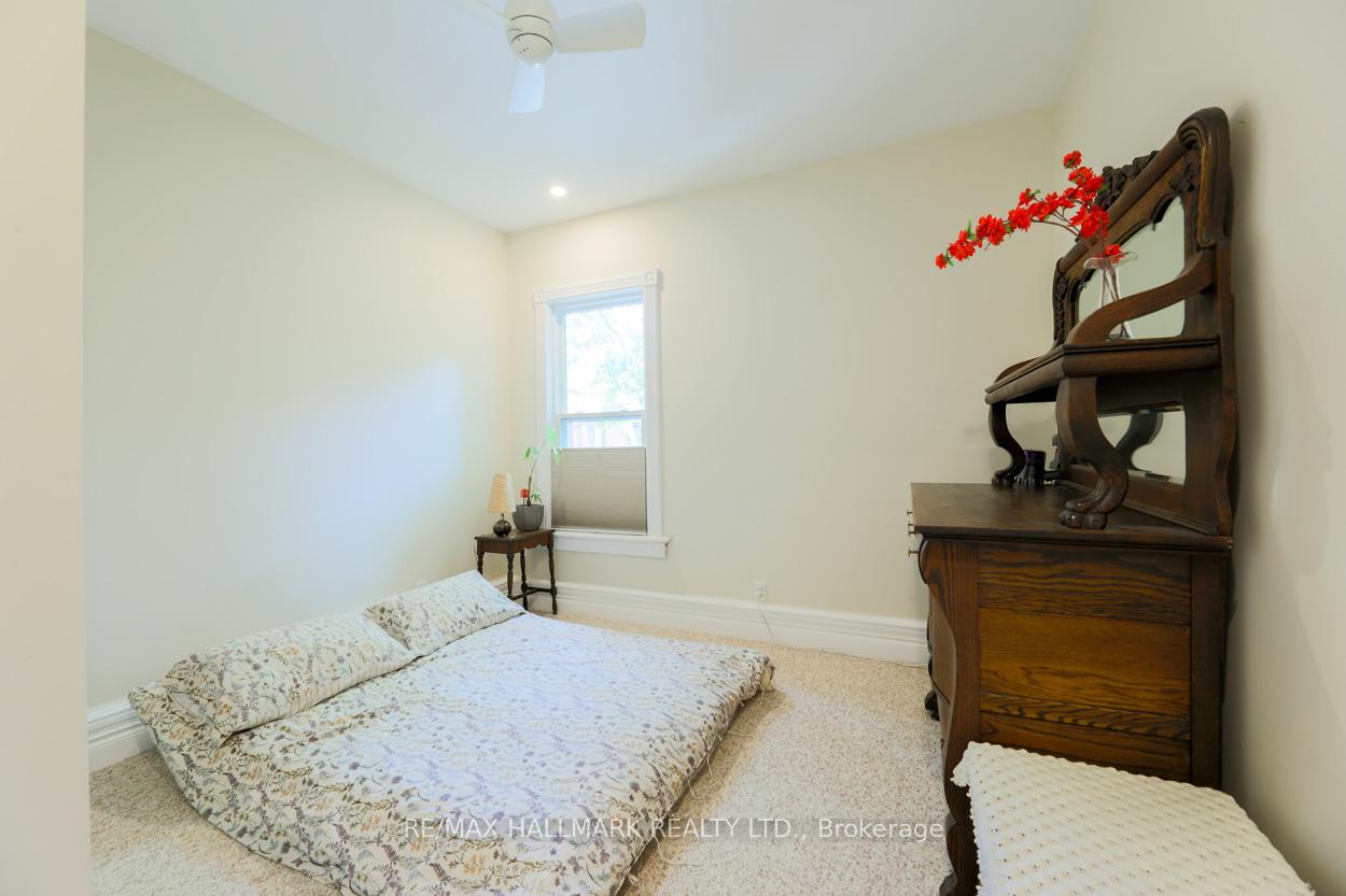 Photo 13 of Unit Main & Upper, 370 Sackville Street, Toronto, Cabbagetown-South St. James Town — HOMEH