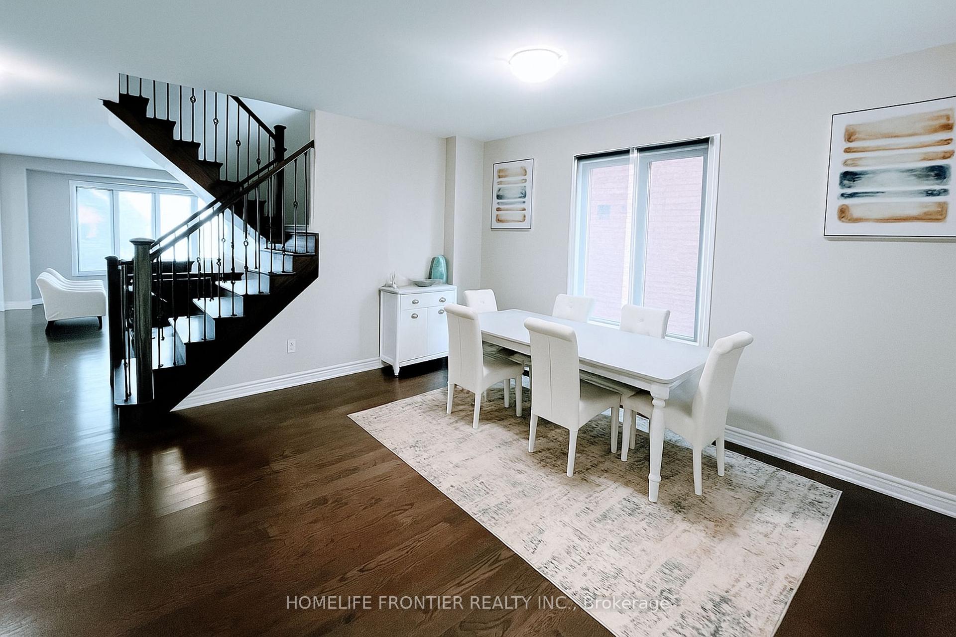 Photo 2 of 2063 Webster Boulevard, Innisfil, Alcona — HOMEH
