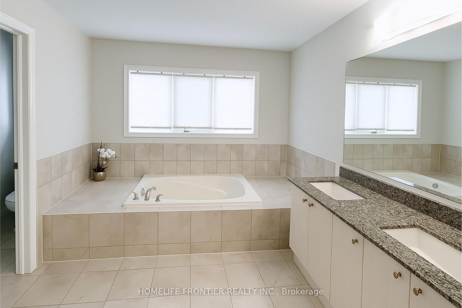 Photo 8 of 2063 Webster Boulevard, Innisfil, Alcona — HOMEH