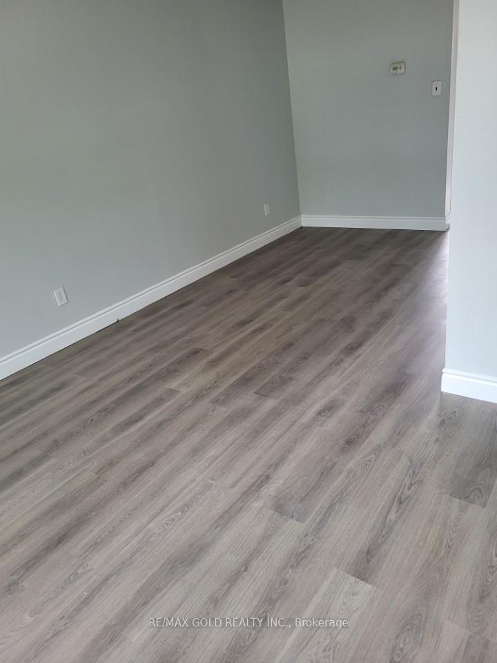 Photo 6 of 31 Seaborn Road, Brampton, Madoc — HOMEH