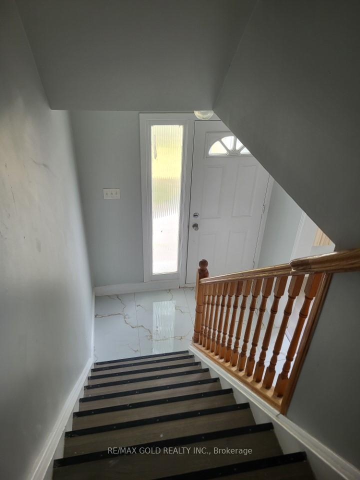 Photo 16 of 31 Seaborn Road, Brampton, Madoc — HOMEH
