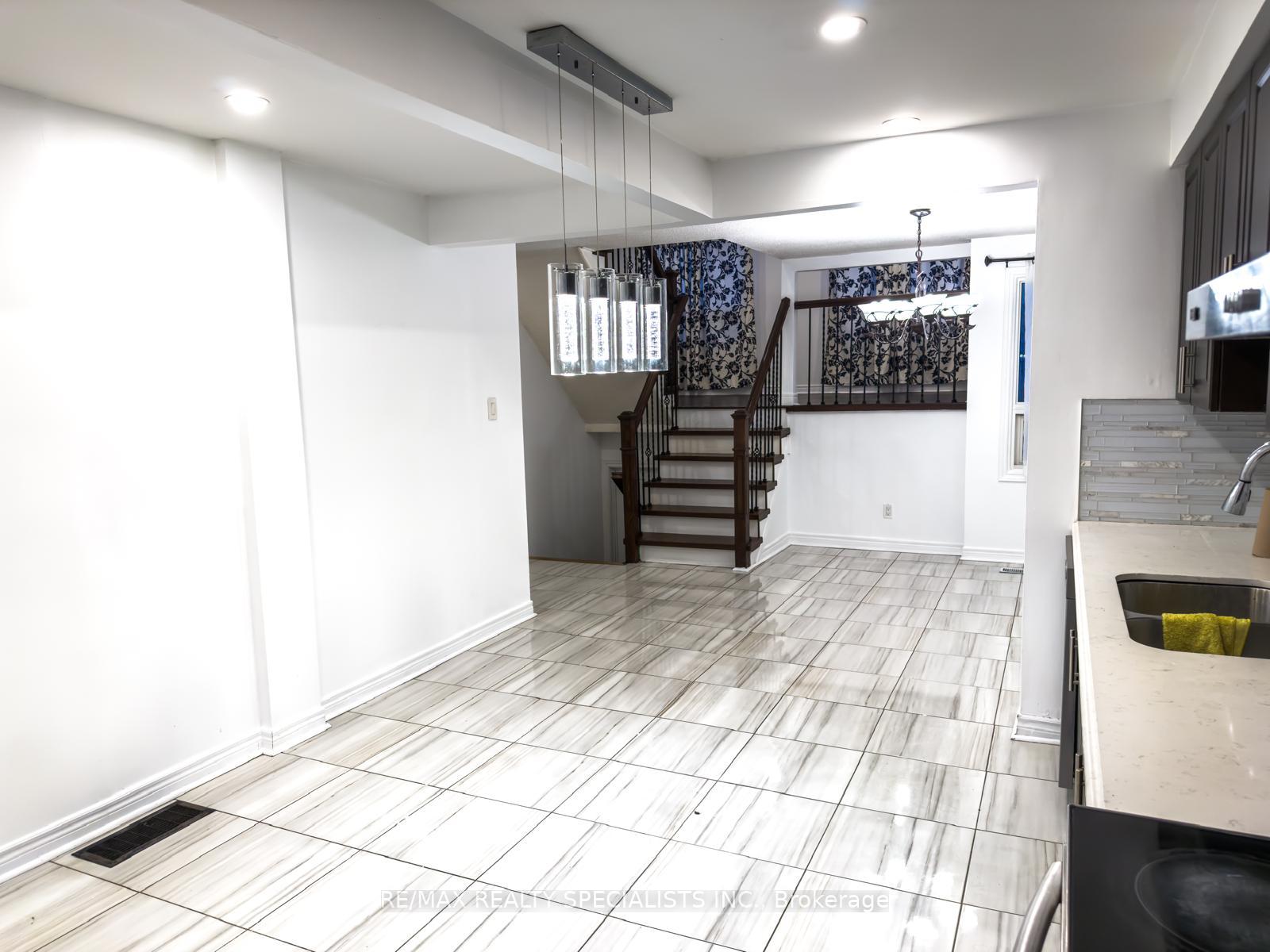 Photo 2 of Unit Upper, 369 Hansen Road, Brampton, Madoc — HOMEH