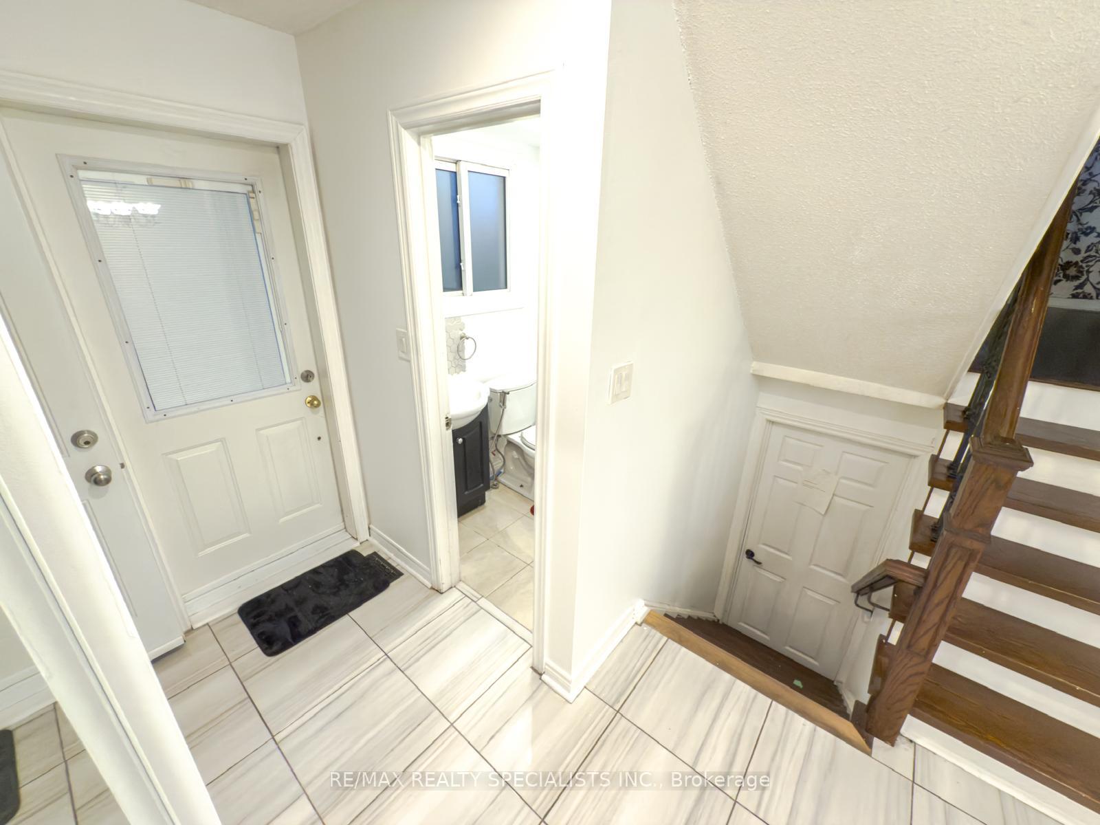 Photo 14 of Unit Upper, 369 Hansen Road, Brampton, Madoc — HOMEH