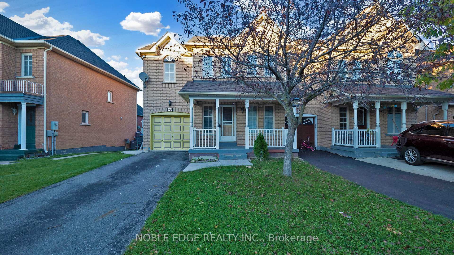 Photo 1 of 28 Zebra Trail, Brampton, Sandringham-Wellington — HOMEH