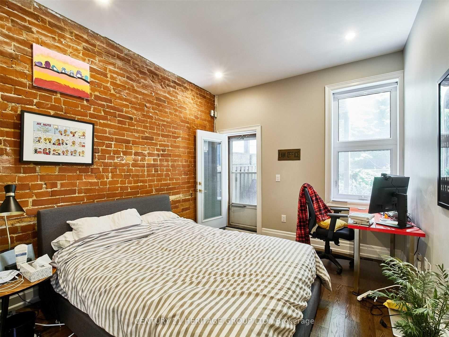 Photo 13 of Unit 1, 305 Mutual Street, Toronto, Church-Yonge Corridor — HOMEH