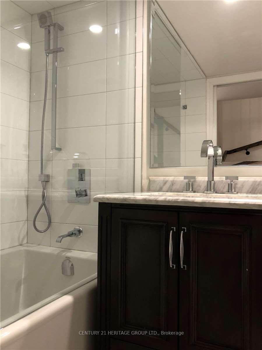 Photo 12 of Unit 1, 305 Mutual Street, Toronto, Church-Yonge Corridor — HOMEH