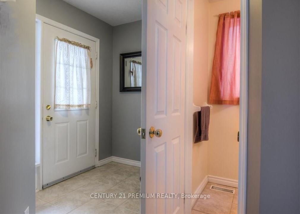 Photo 2 of 640 Activa Avenue, Kitchener — HOMEH