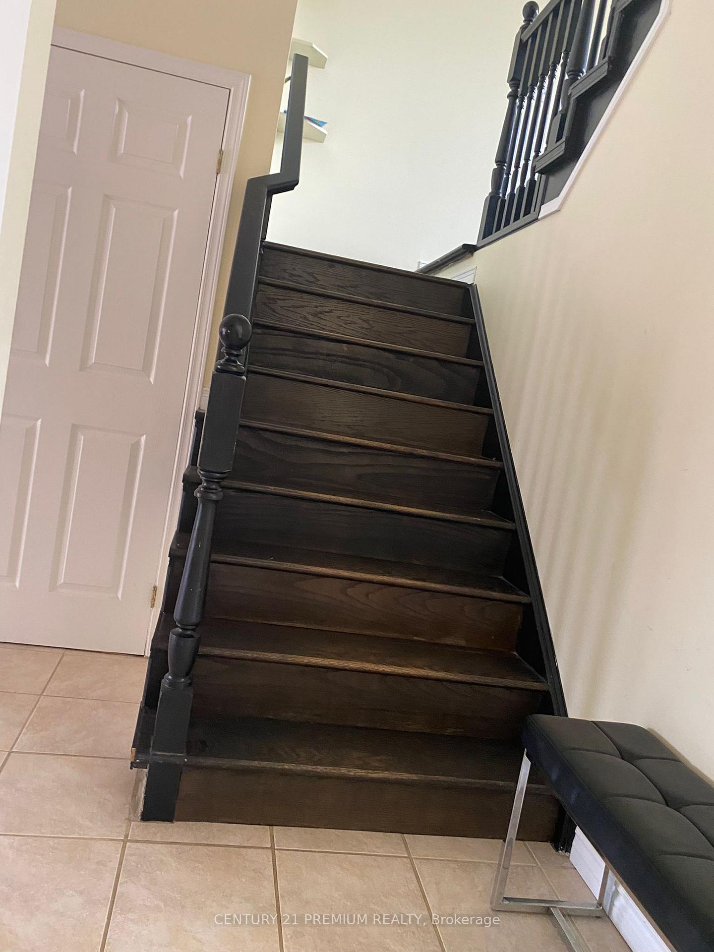 Photo 10 of 640 Activa Avenue, Kitchener — HOMEH