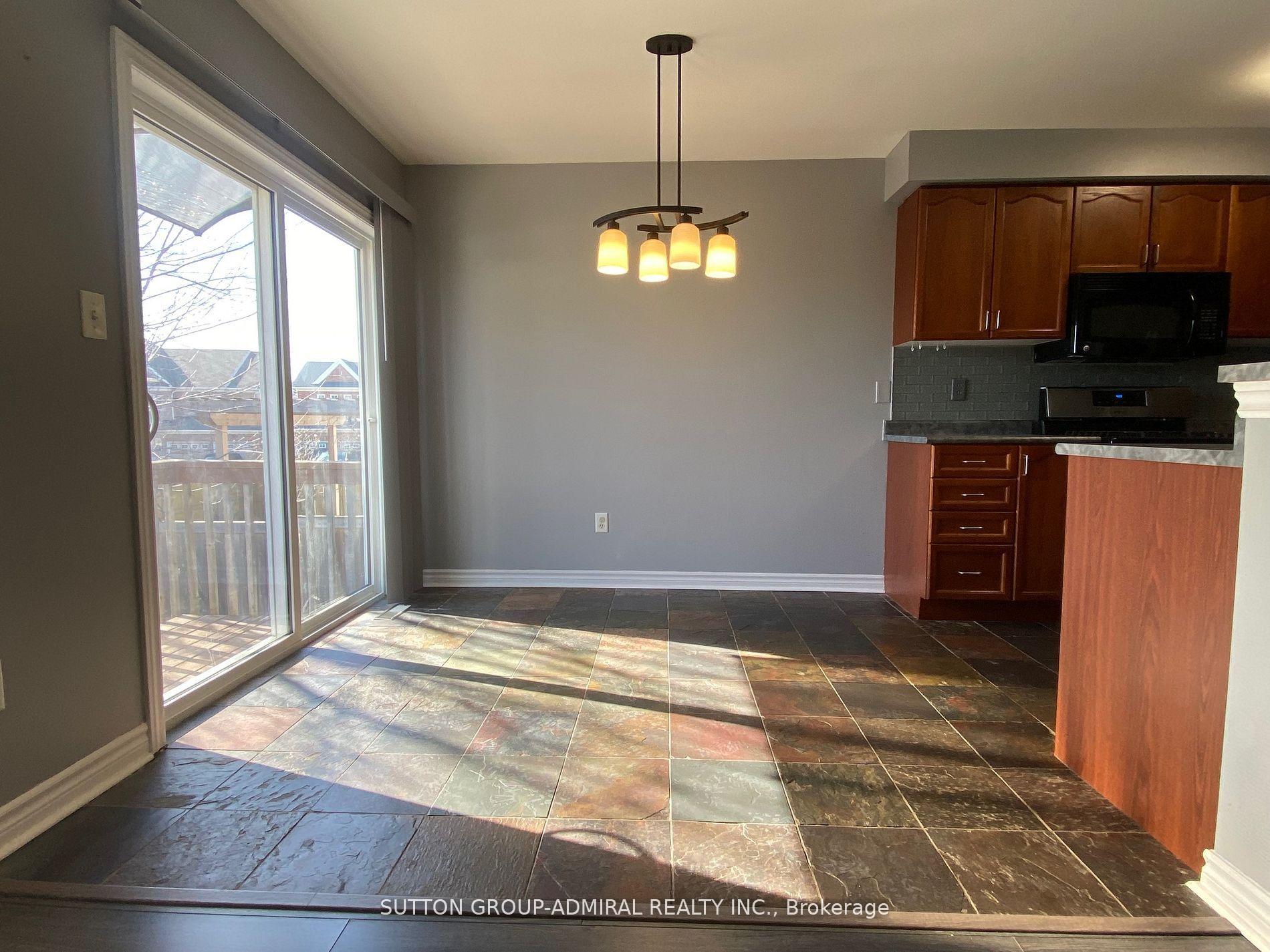 Photo 3 of Unit Main, 50 Maple Crown Terrace, Barrie, Innis-Shore — HOMEH
