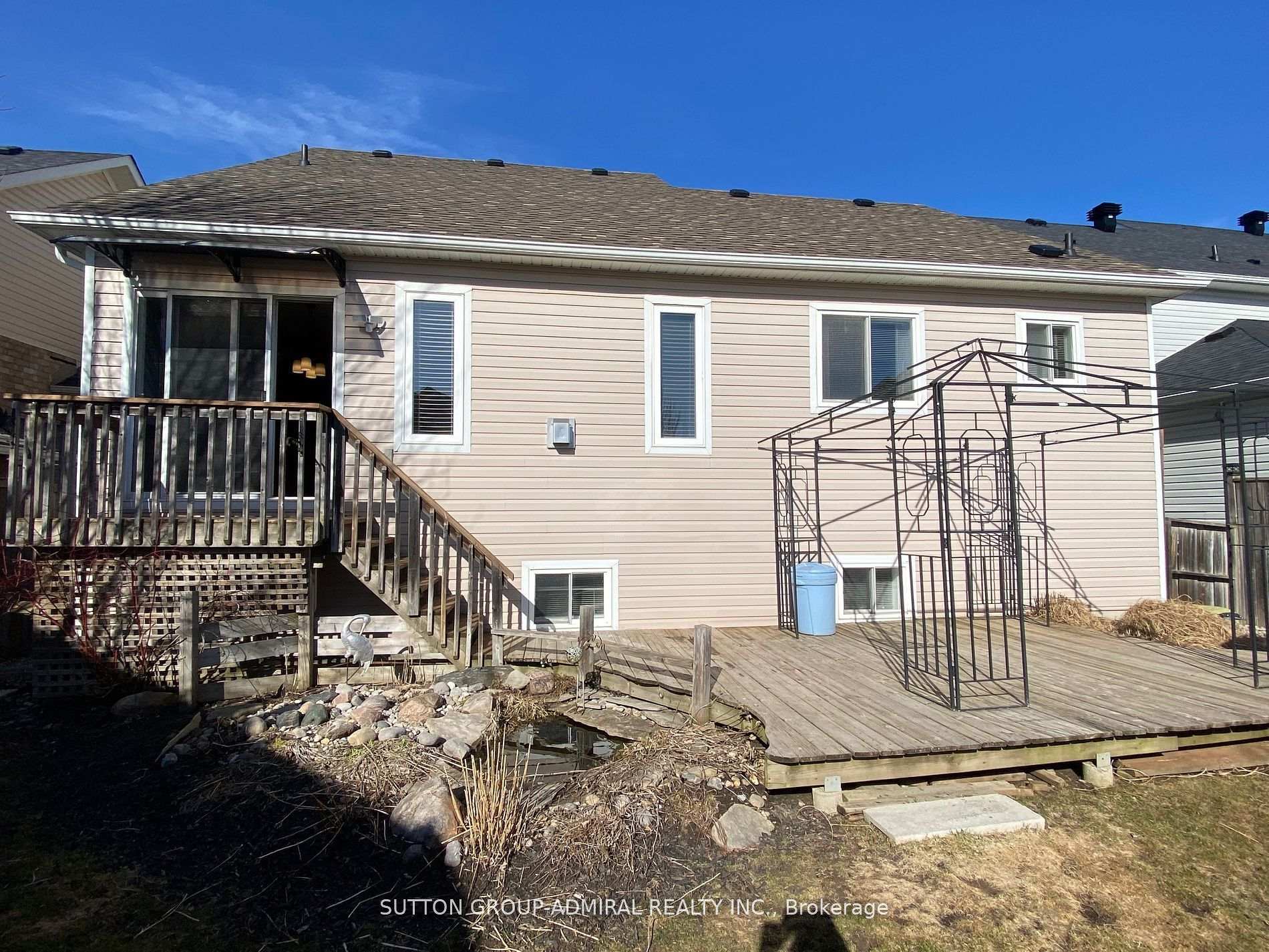 Photo 17 of Unit Main, 50 Maple Crown Terrace, Barrie, Innis-Shore — HOMEH