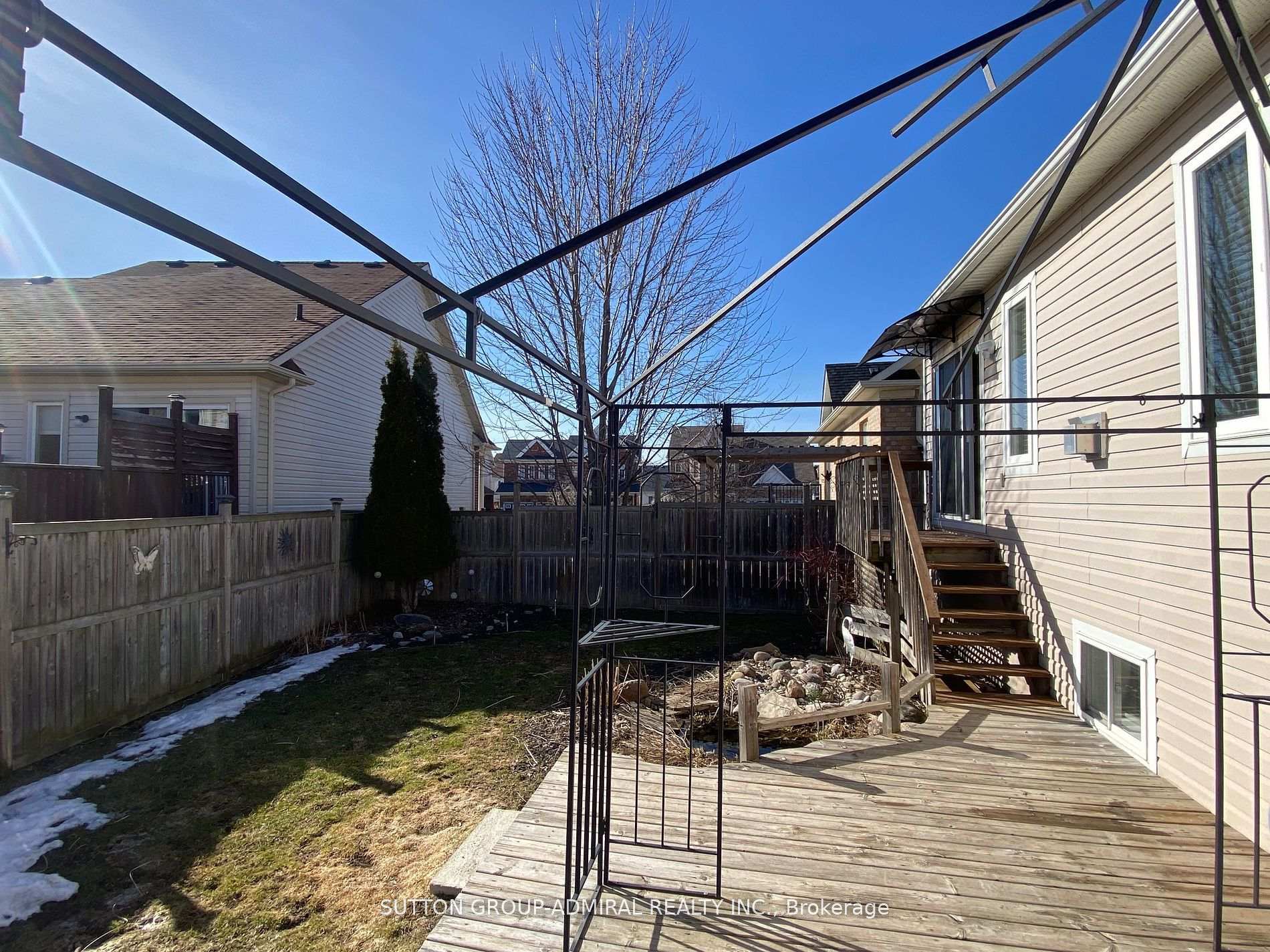 Photo 22 of Unit Main, 50 Maple Crown Terrace, Barrie, Innis-Shore — HOMEH