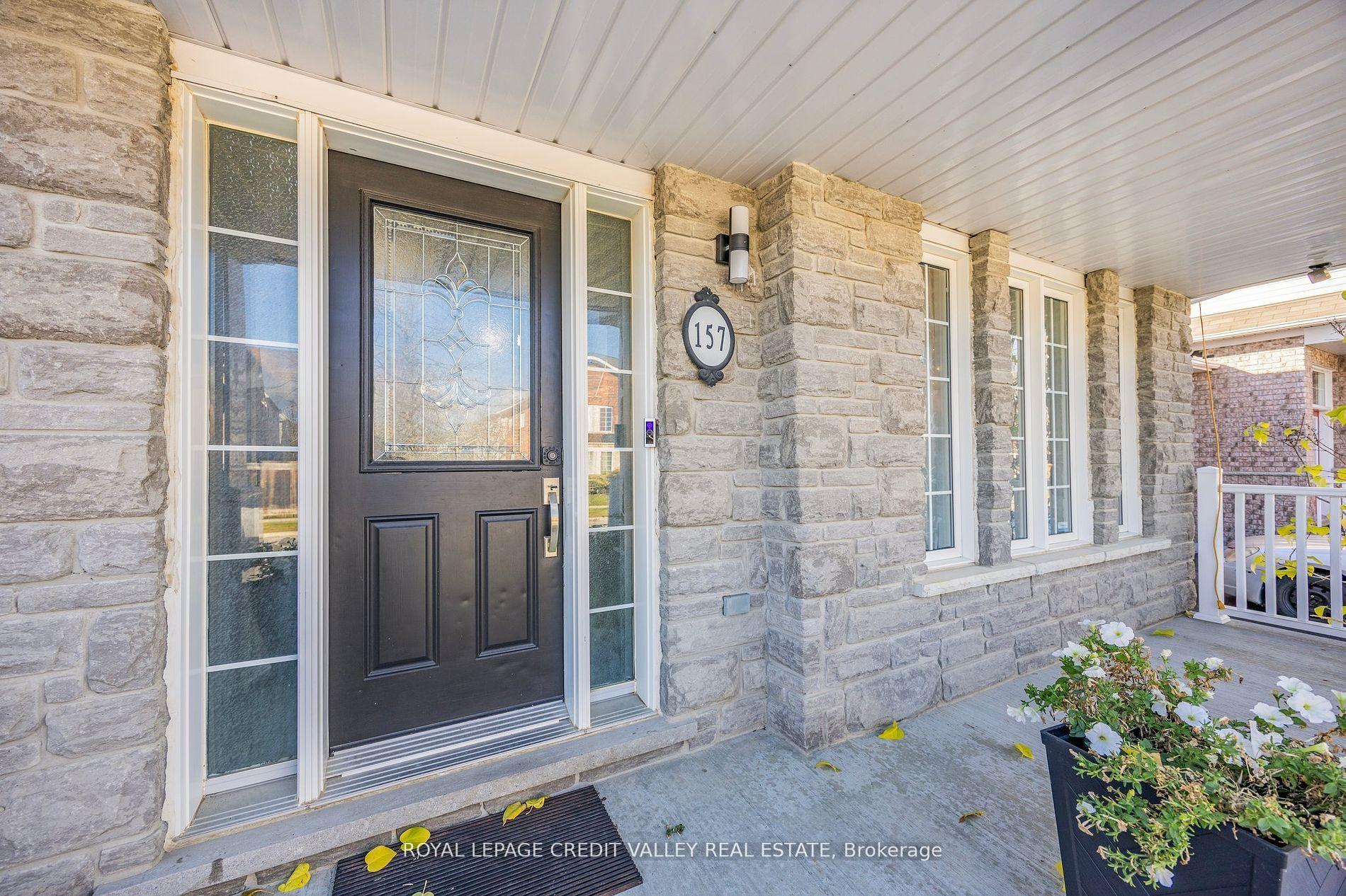 Photo 6 of 157 Succession Crescent, Barrie, Innis-Shore — HOMEH