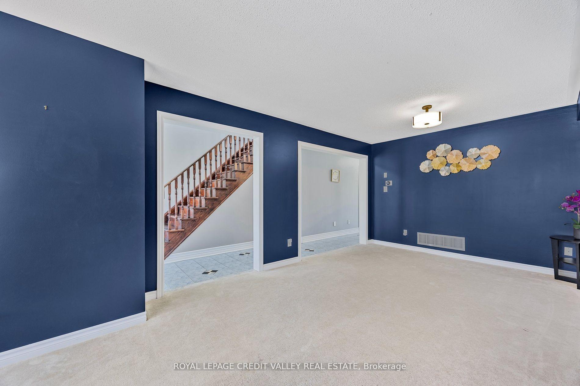 Photo 7 of 157 Succession Crescent, Barrie, Innis-Shore — HOMEH