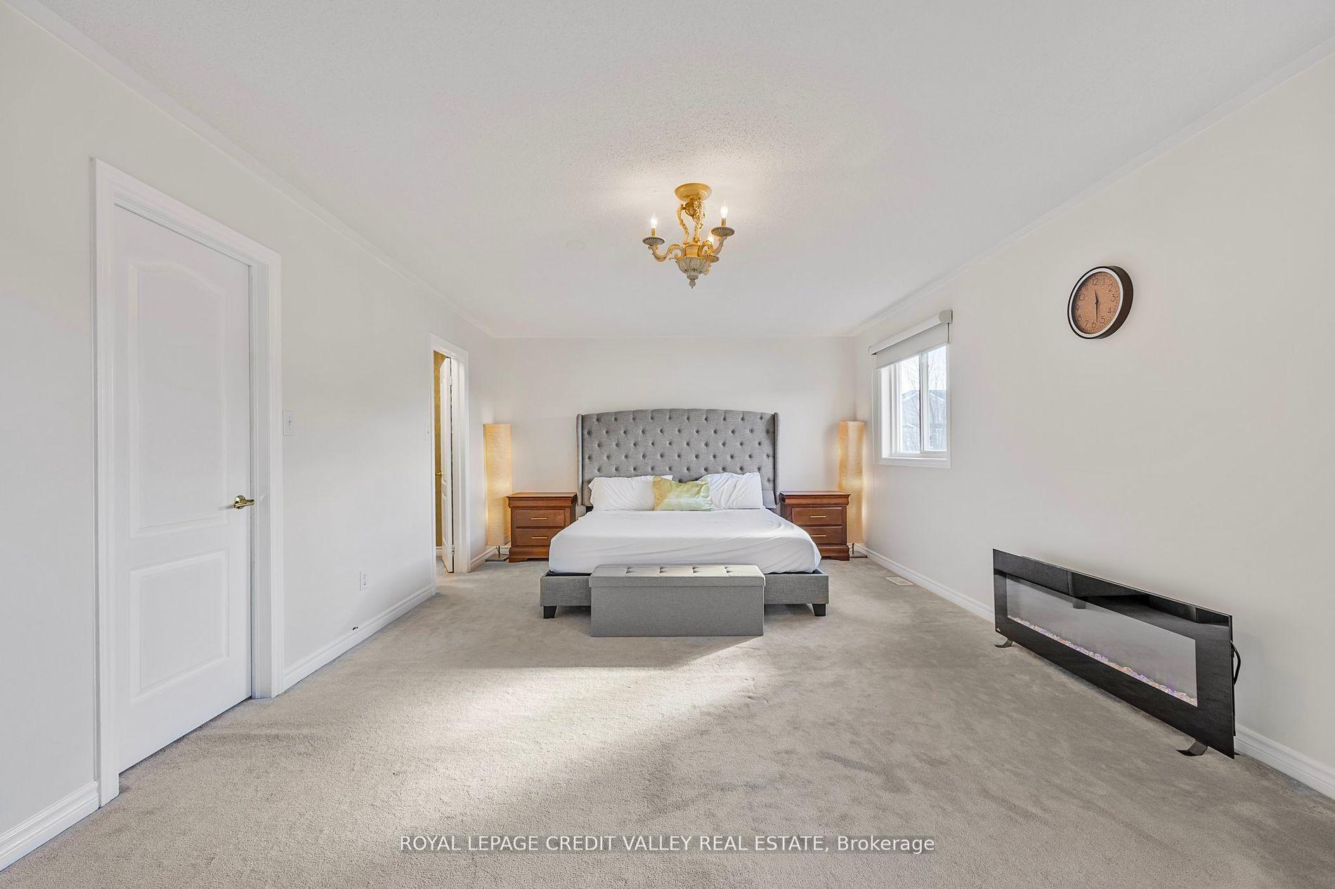 Photo 22 of 157 Succession Crescent, Barrie, Innis-Shore — HOMEH