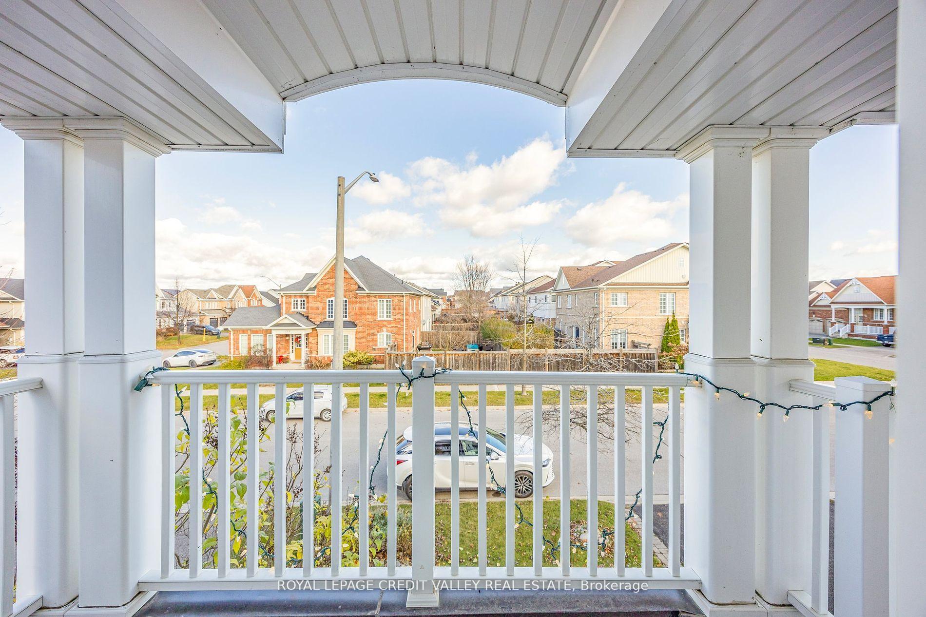 Photo 27 of 157 Succession Crescent, Barrie, Innis-Shore — HOMEH