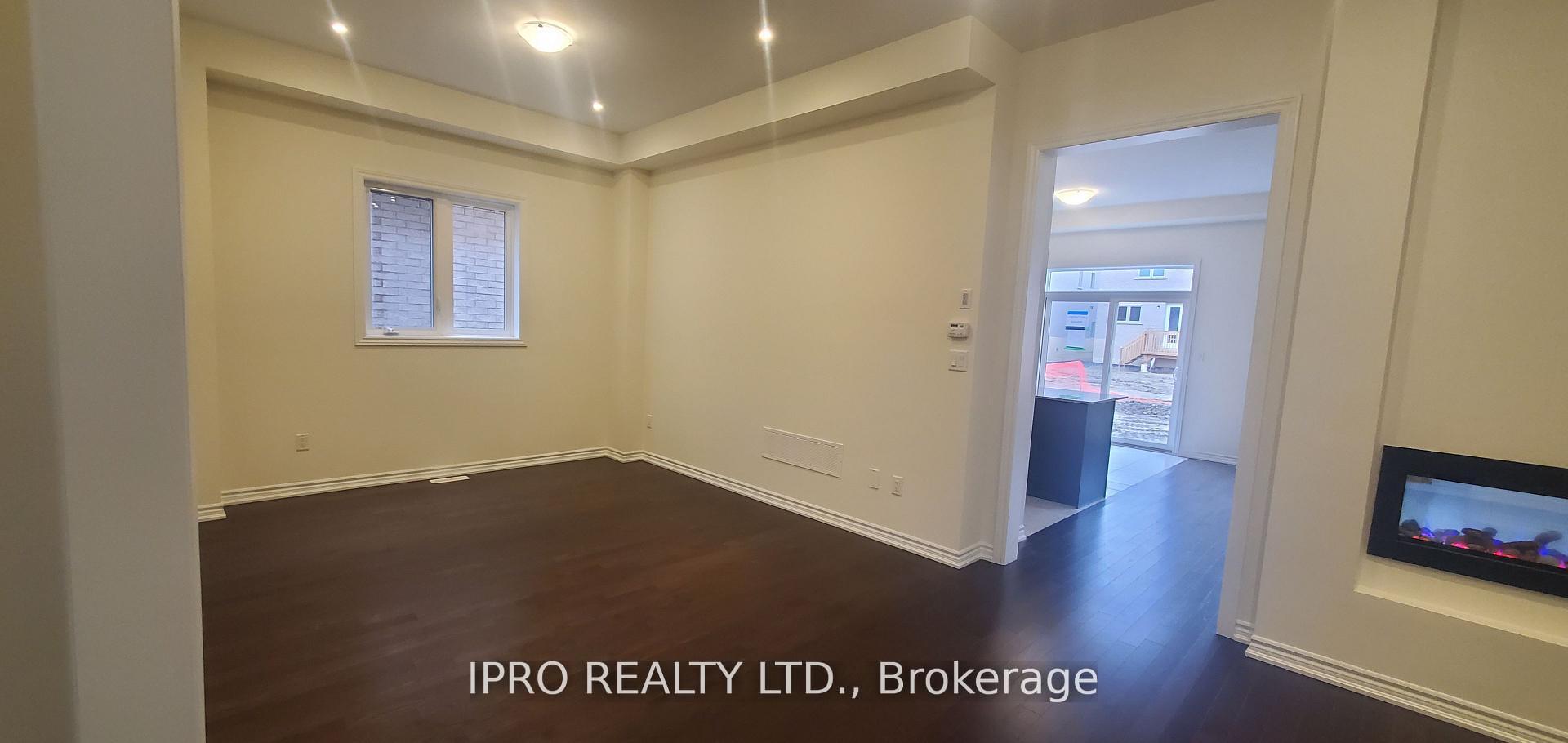 Photo 10 of 10 Northern Breeze Crescent, Whitby, Rolling Acres — HOMEH