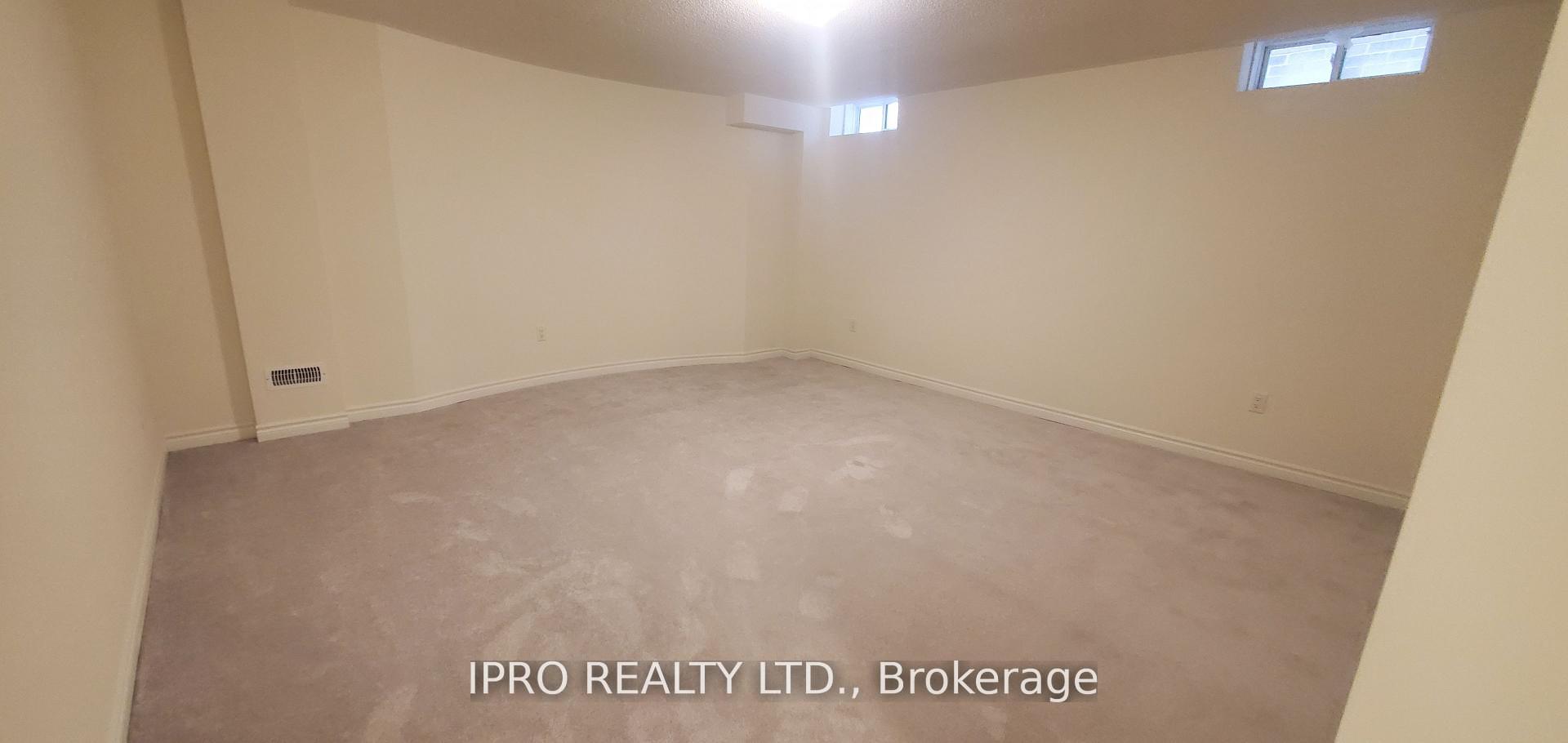 Photo 14 of 10 Northern Breeze Crescent, Whitby, Rolling Acres — HOMEH