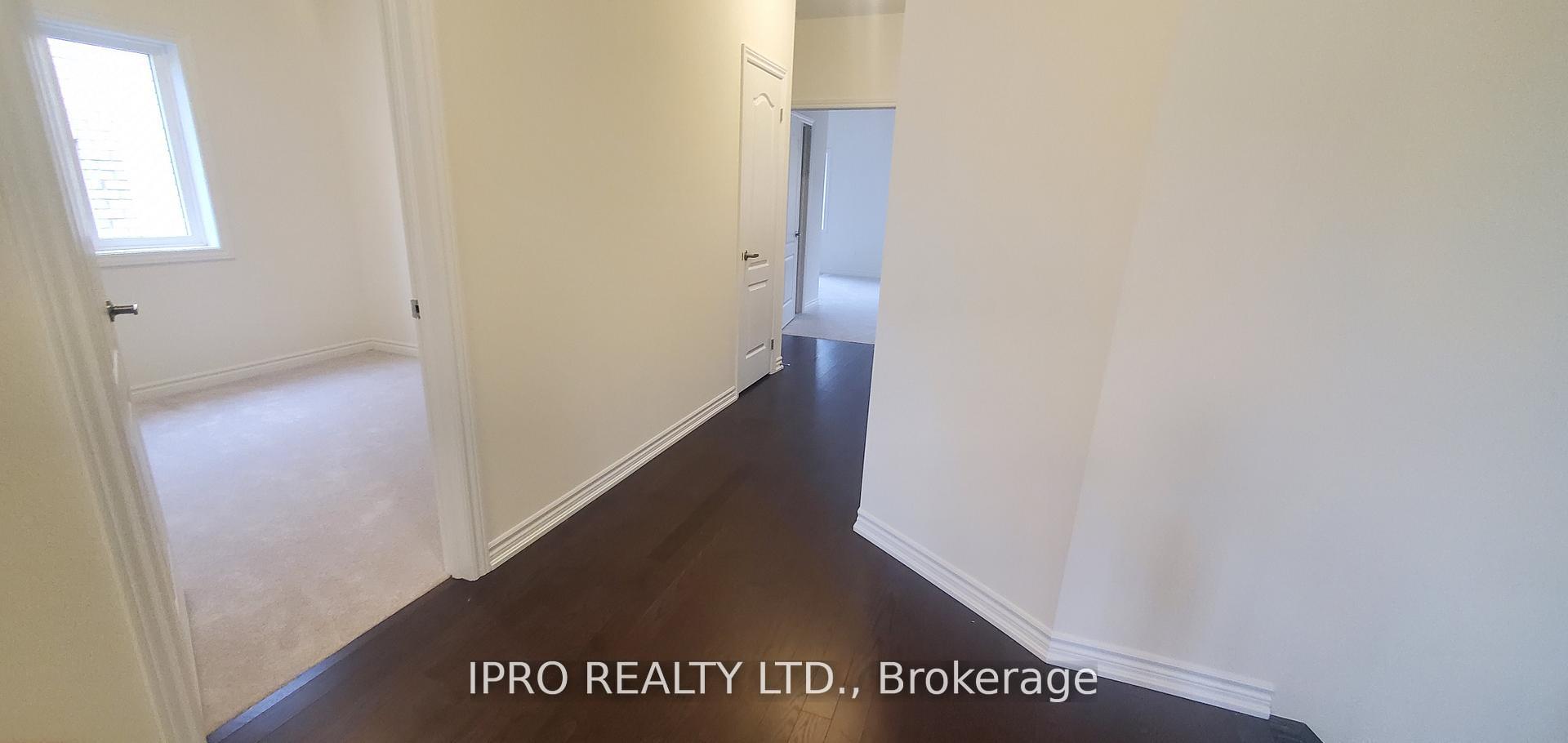 Photo 17 of 10 Northern Breeze Crescent, Whitby, Rolling Acres — HOMEH