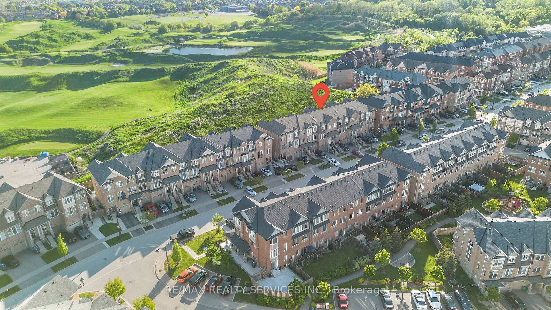 Photo 32 of 46 New Pines Trail, Brampton, Heart Lake East — HOMEH