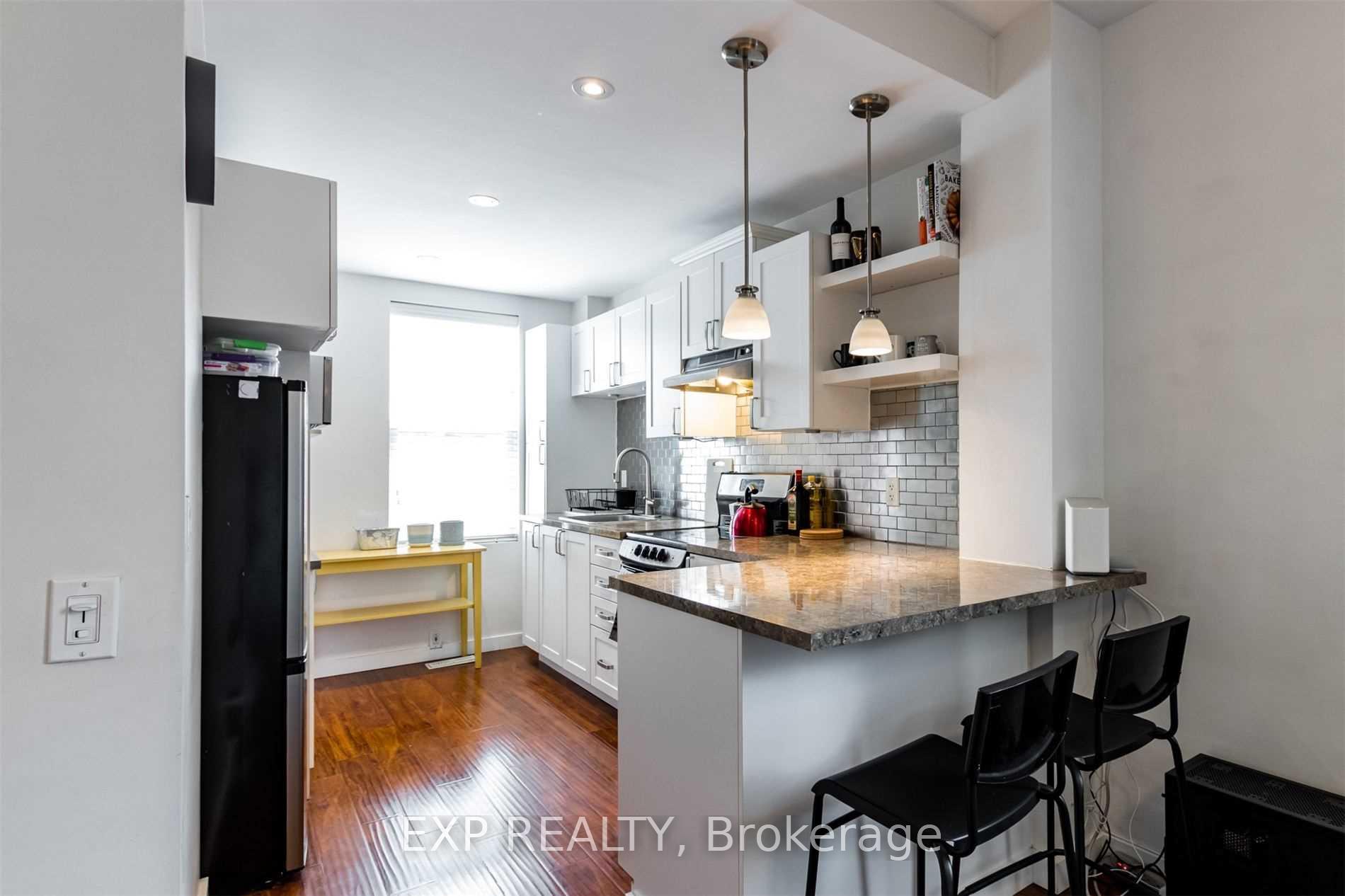 Photo 6 of Unit Main, 3 Cassels Avenue, Toronto, East End-Danforth — HOMEH