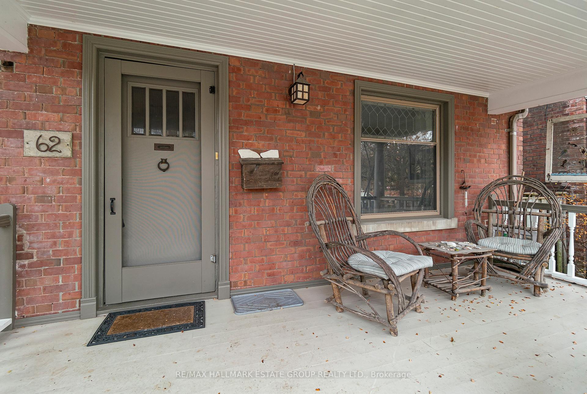 Photo 5 of 62 Hambly Avenue, Toronto, The Beaches — HOMEH
