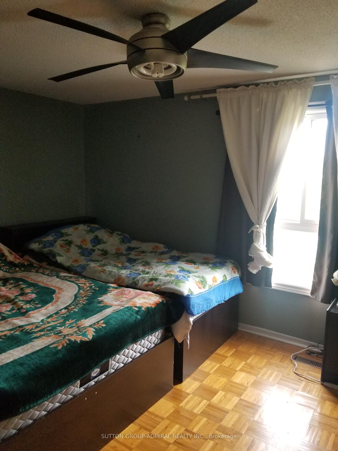 Photo 8 of 57 Rejane Crescent, Vaughan, Crestwood-Springfarm-Yorkhill — HOMEH