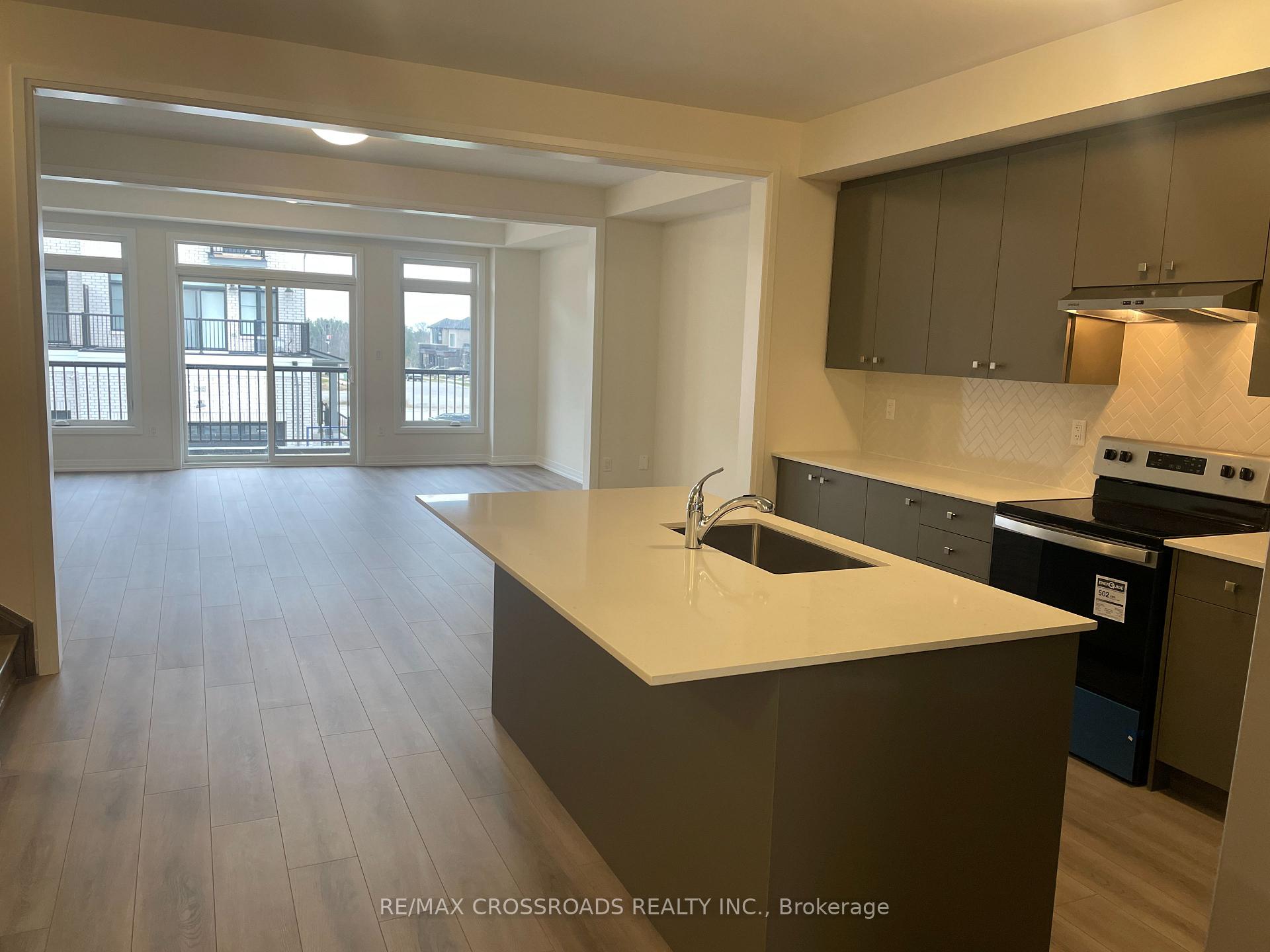 Photo 8 of 2603 Apricot Lane, Pickering, Rural Pickering — HOMEH
