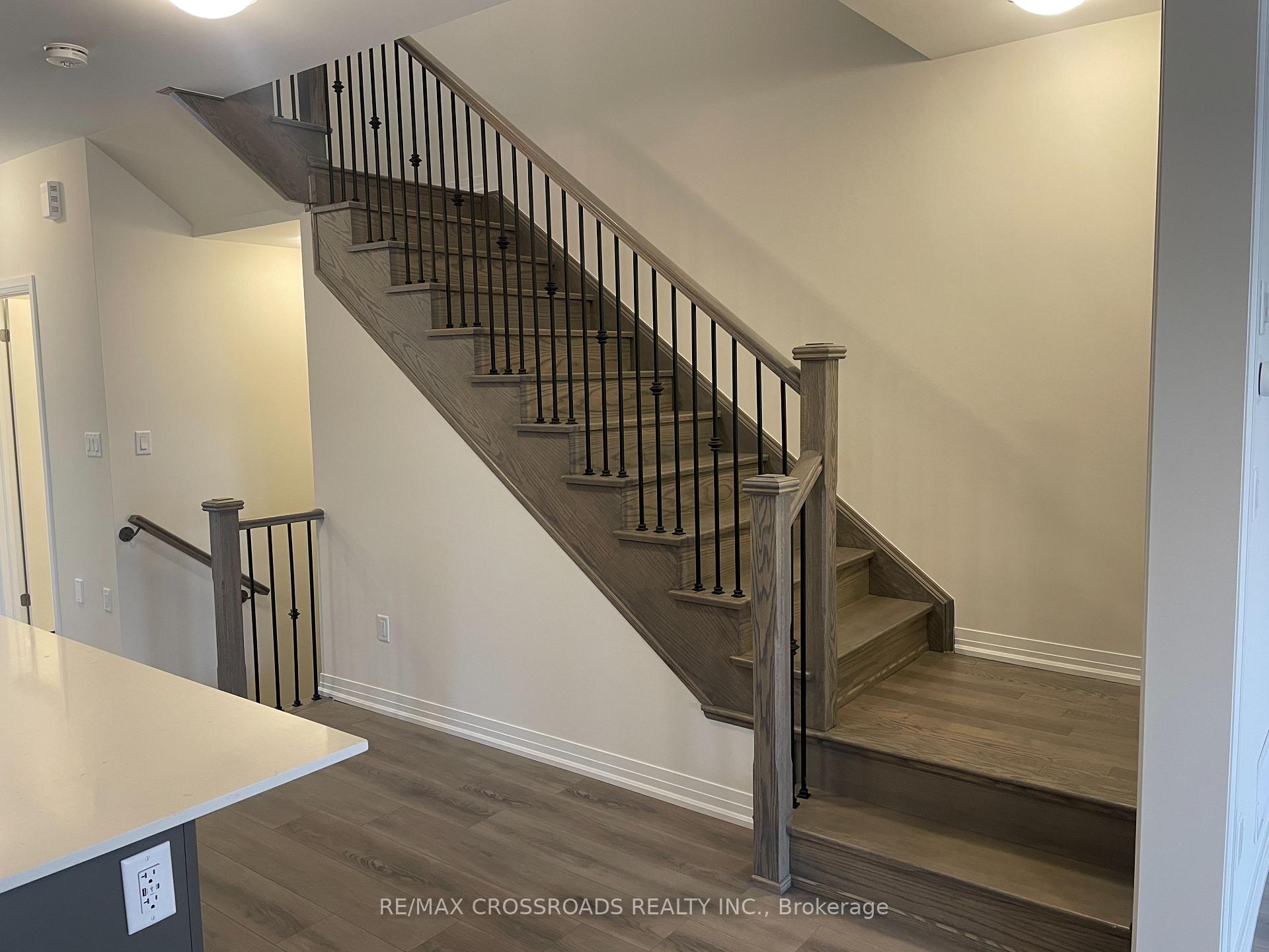 Photo 17 of 2603 Apricot Lane, Pickering, Rural Pickering — HOMEH