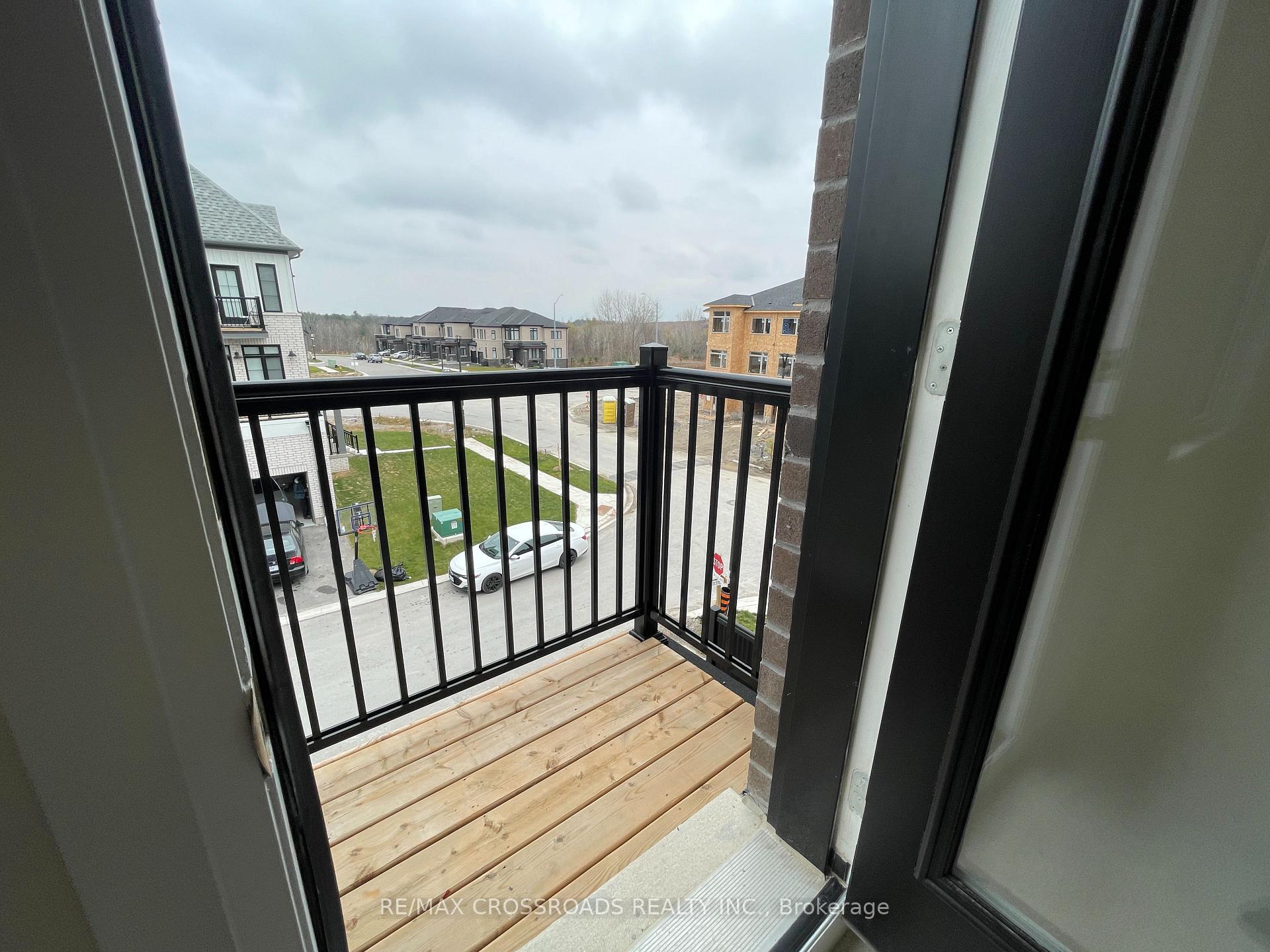 Photo 24 of 2603 Apricot Lane, Pickering, Rural Pickering — HOMEH