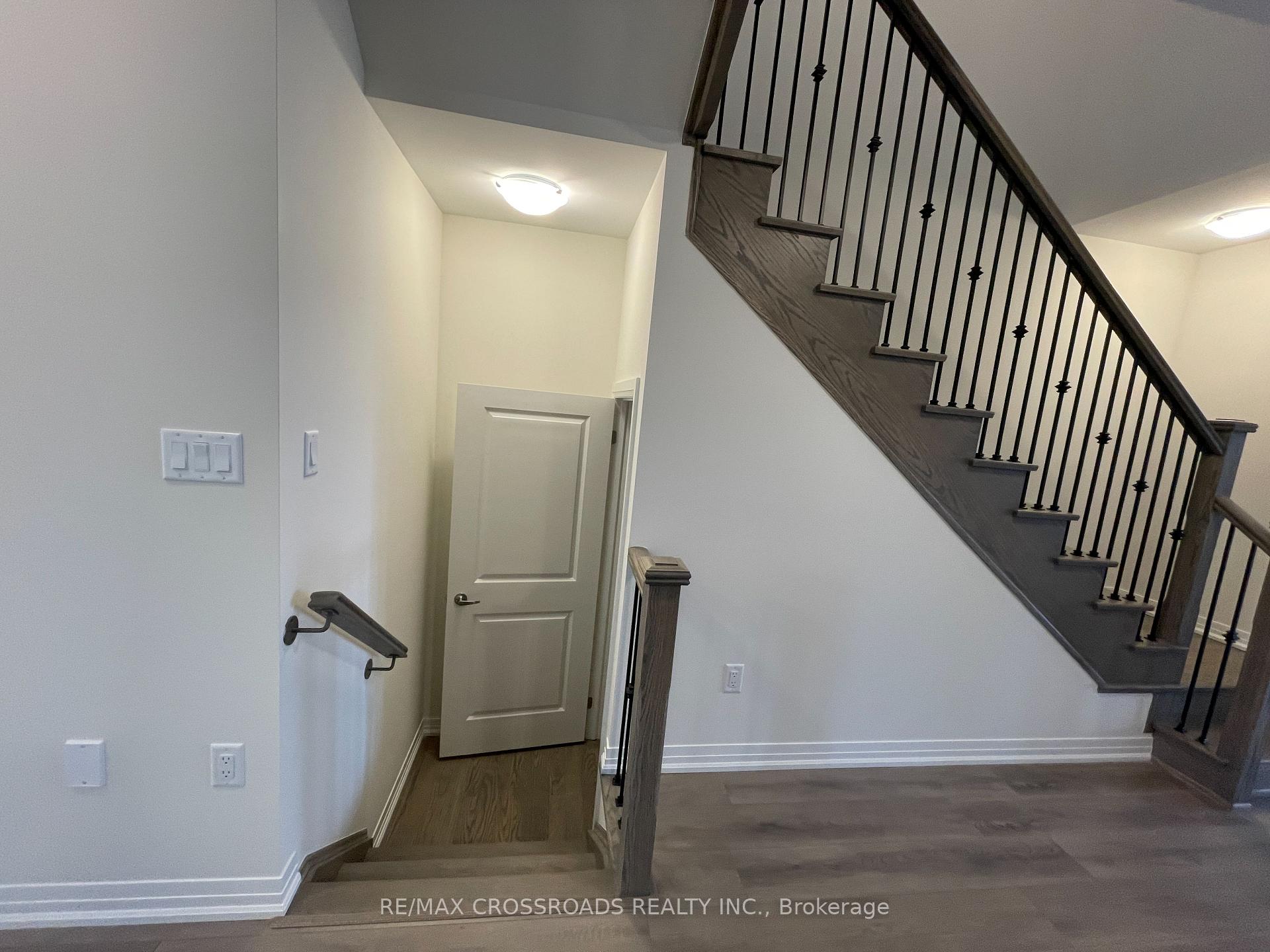 Photo 34 of 2603 Apricot Lane, Pickering, Rural Pickering — HOMEH
