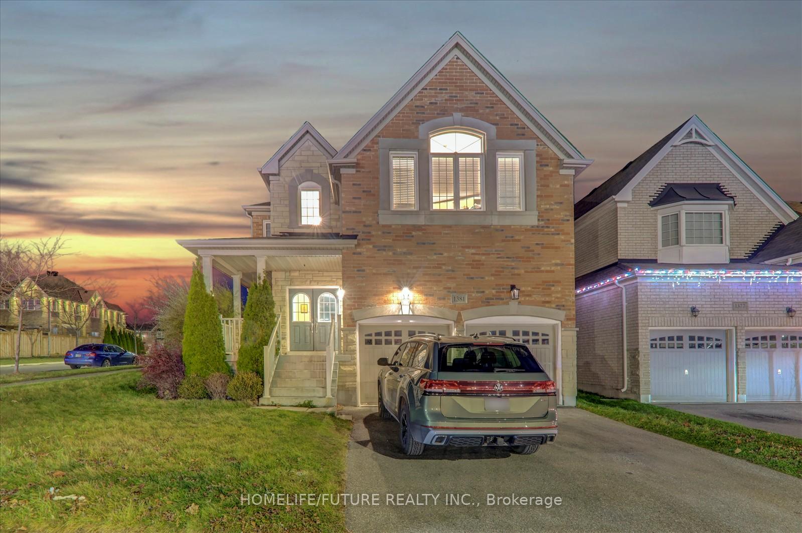Front of Unit Bsmt, 1381 Clearbrook Drive