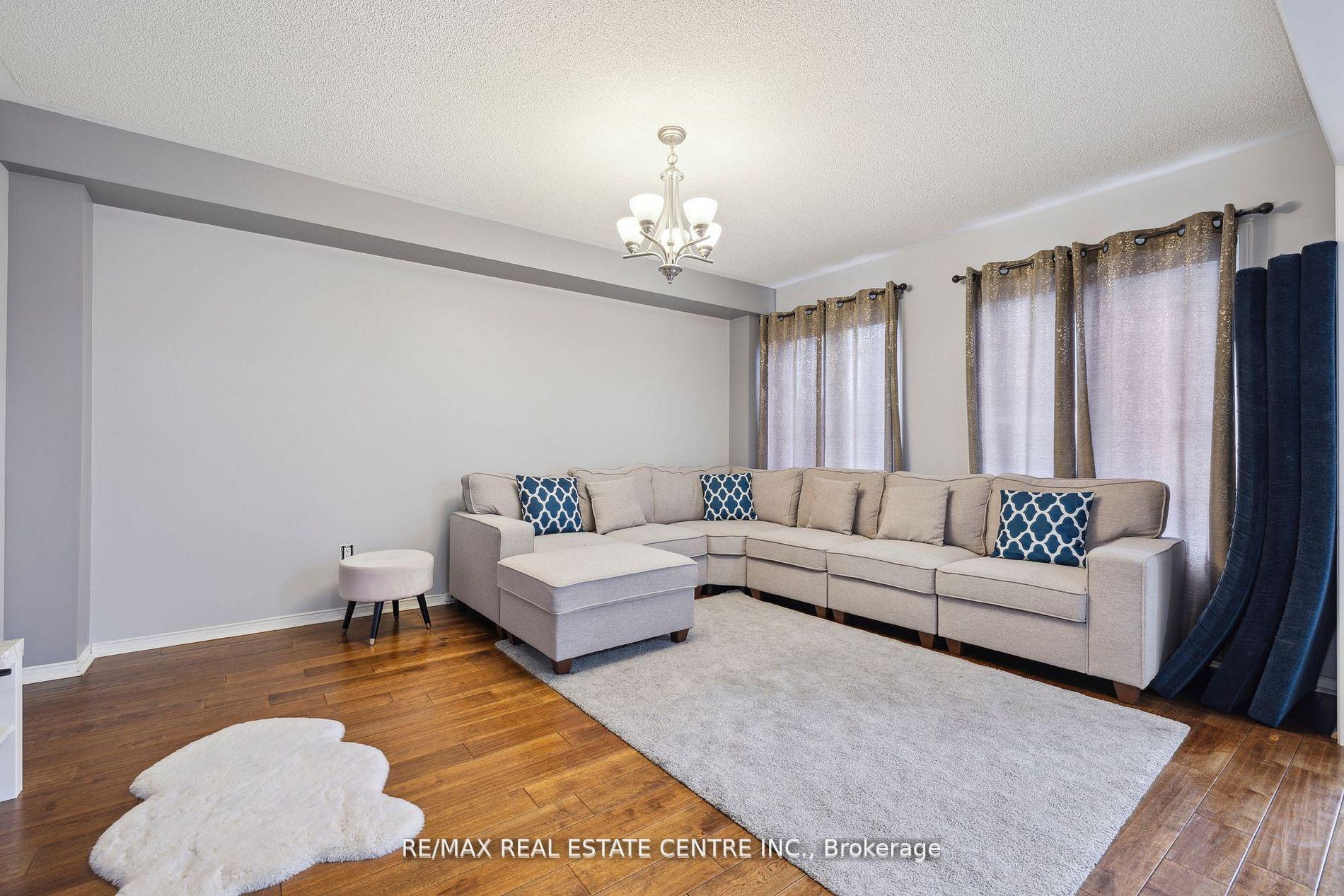 Photo 16 of 17 Treetops Boulevard, New Tecumseth, Alliston — HOMEH