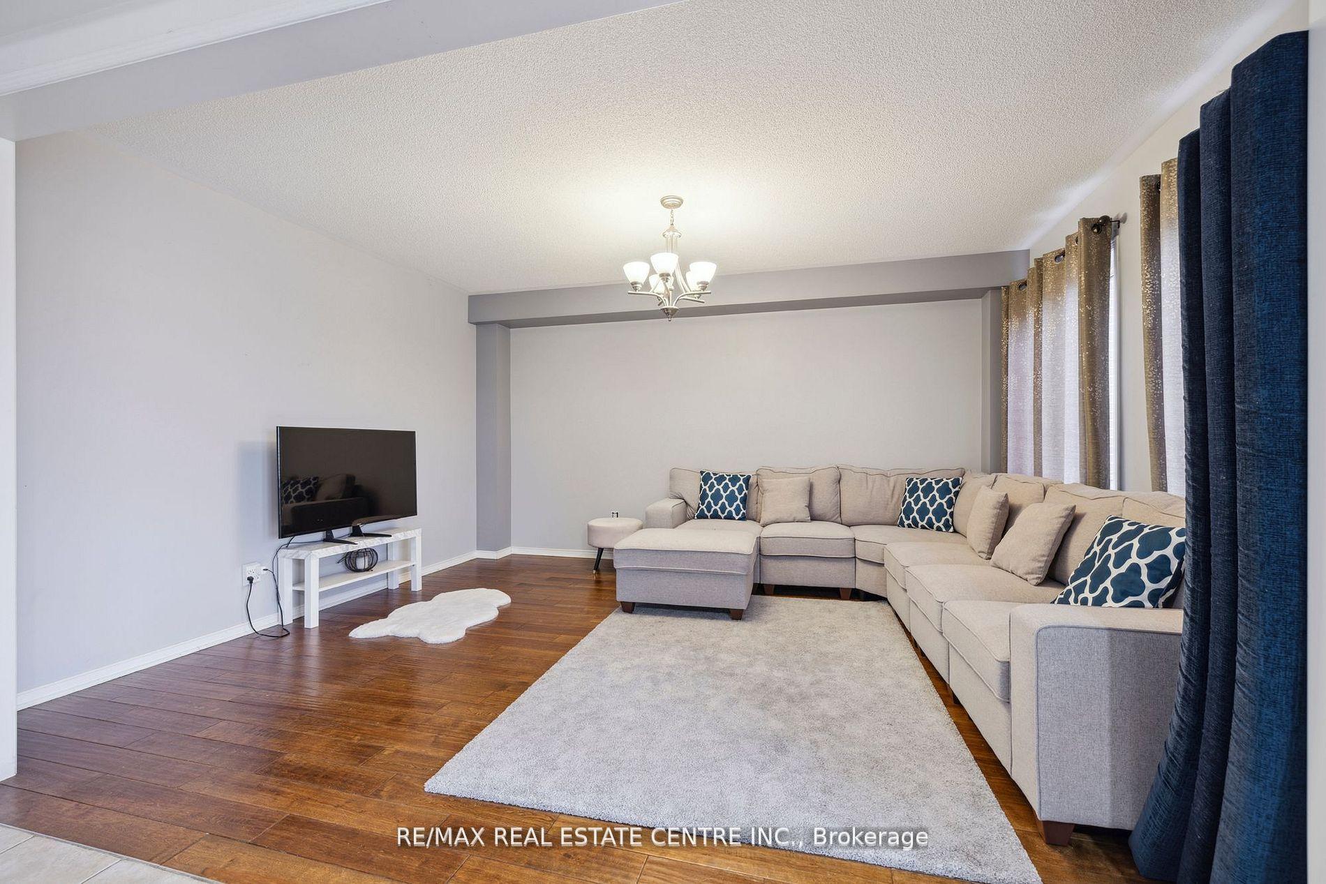Photo 20 of 17 Treetops Boulevard, New Tecumseth, Alliston — HOMEH