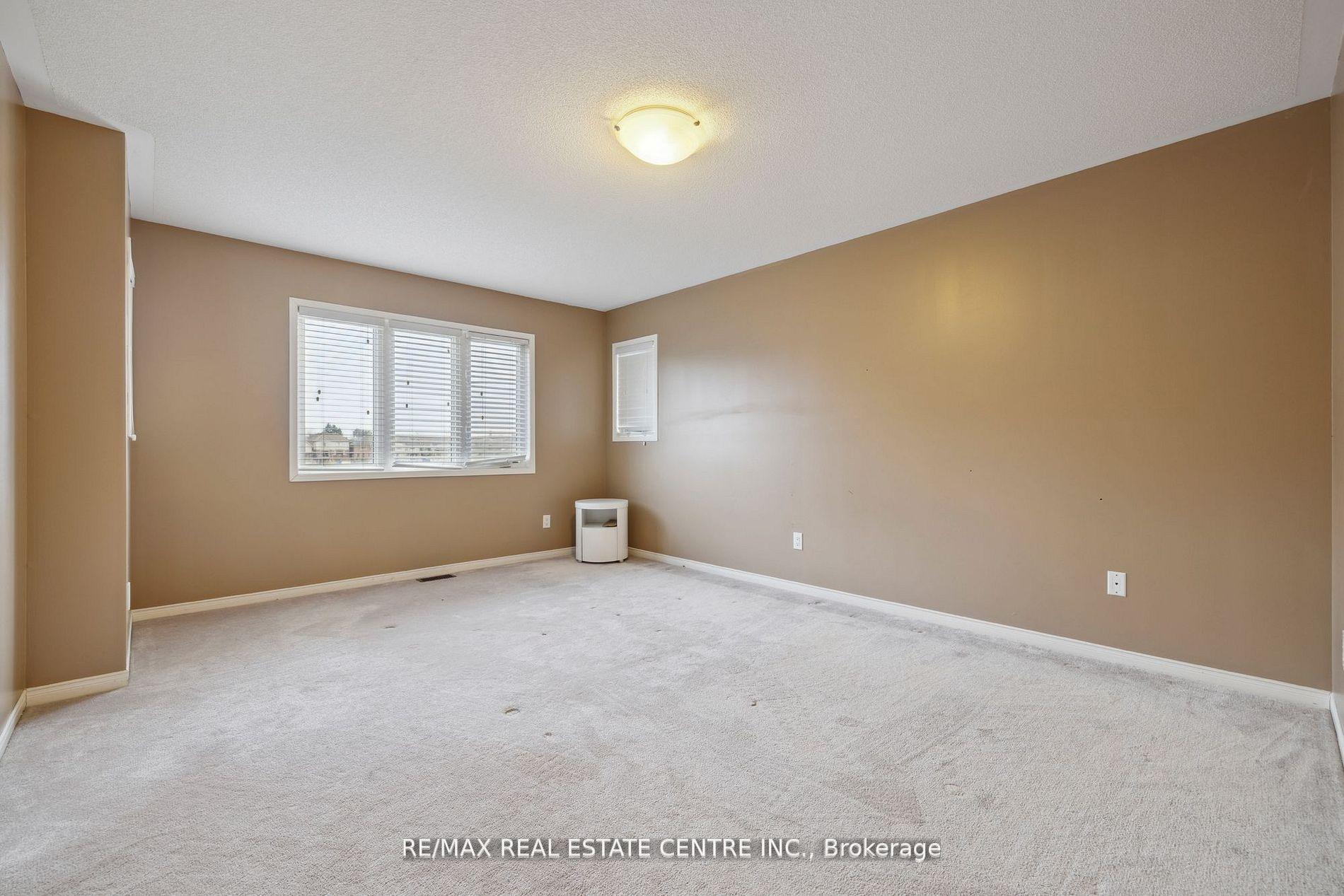 Photo 19 of 17 Treetops Boulevard, New Tecumseth, Alliston — HOMEH