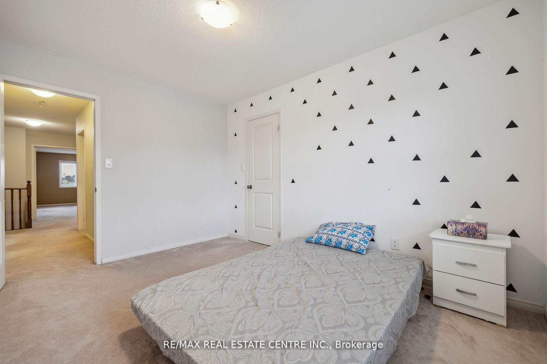 Photo 36 of 17 Treetops Boulevard, New Tecumseth, Alliston — HOMEH